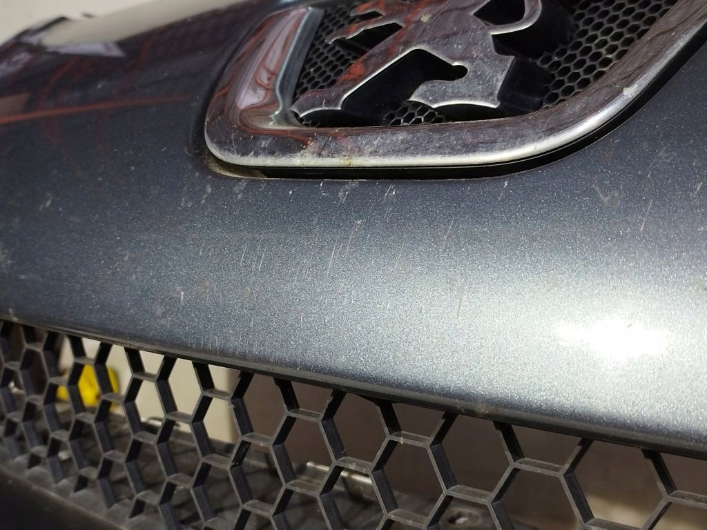 Peugeot 1007 bumper front front EZW