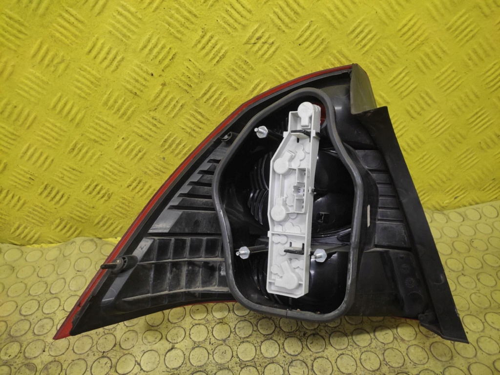 FORD FOCUS MK2 light right rear part 5M5113404
