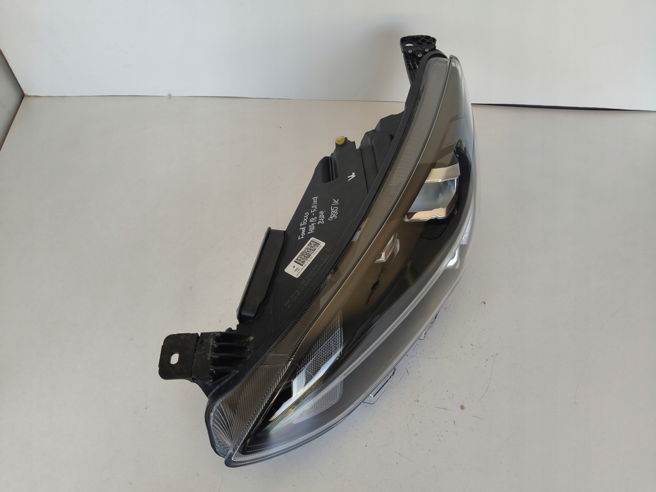 light left REFLEKTOR FORD FOCUS MK4 18- FULL LED
