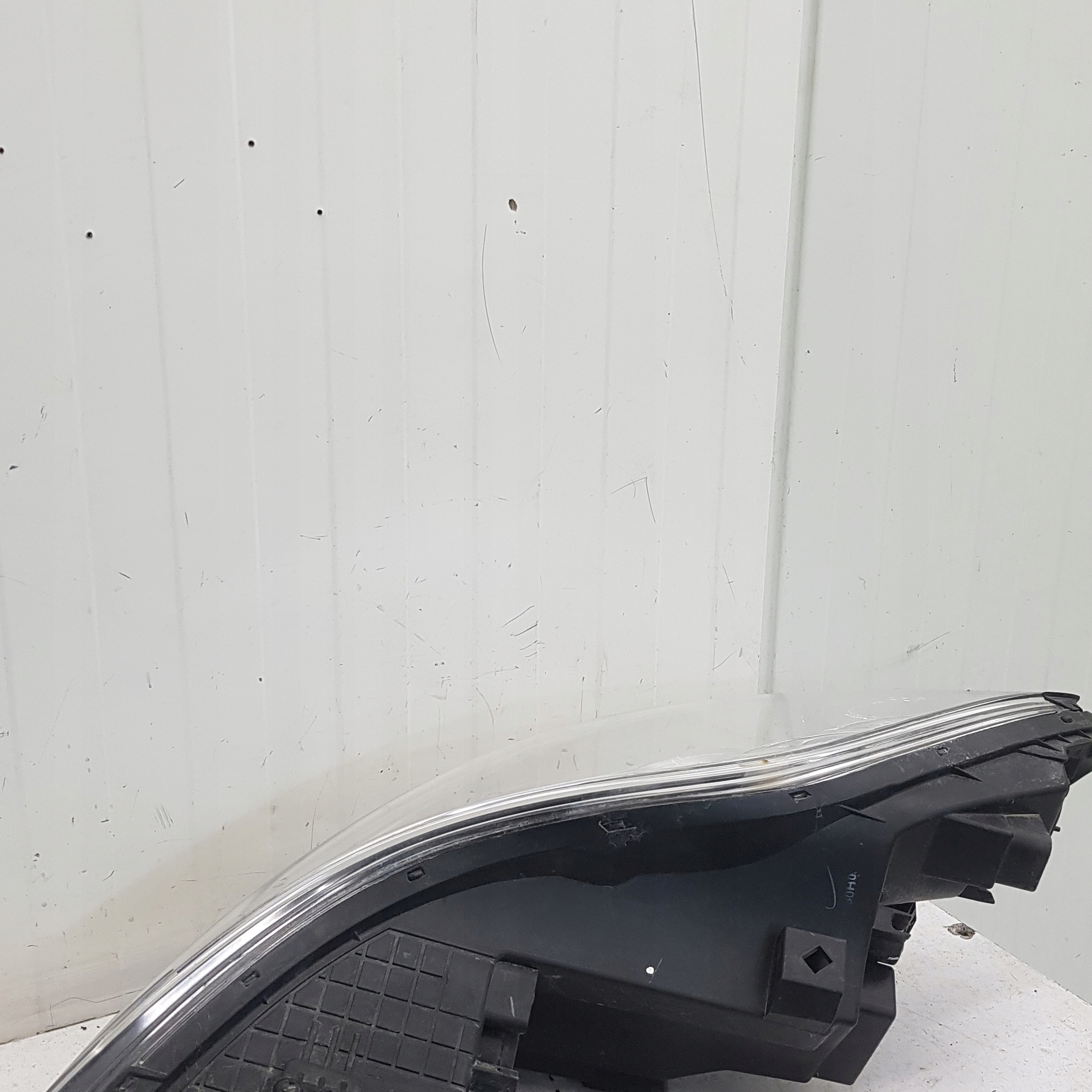 light right front HYUNDAI IX20 92102-1KXXX