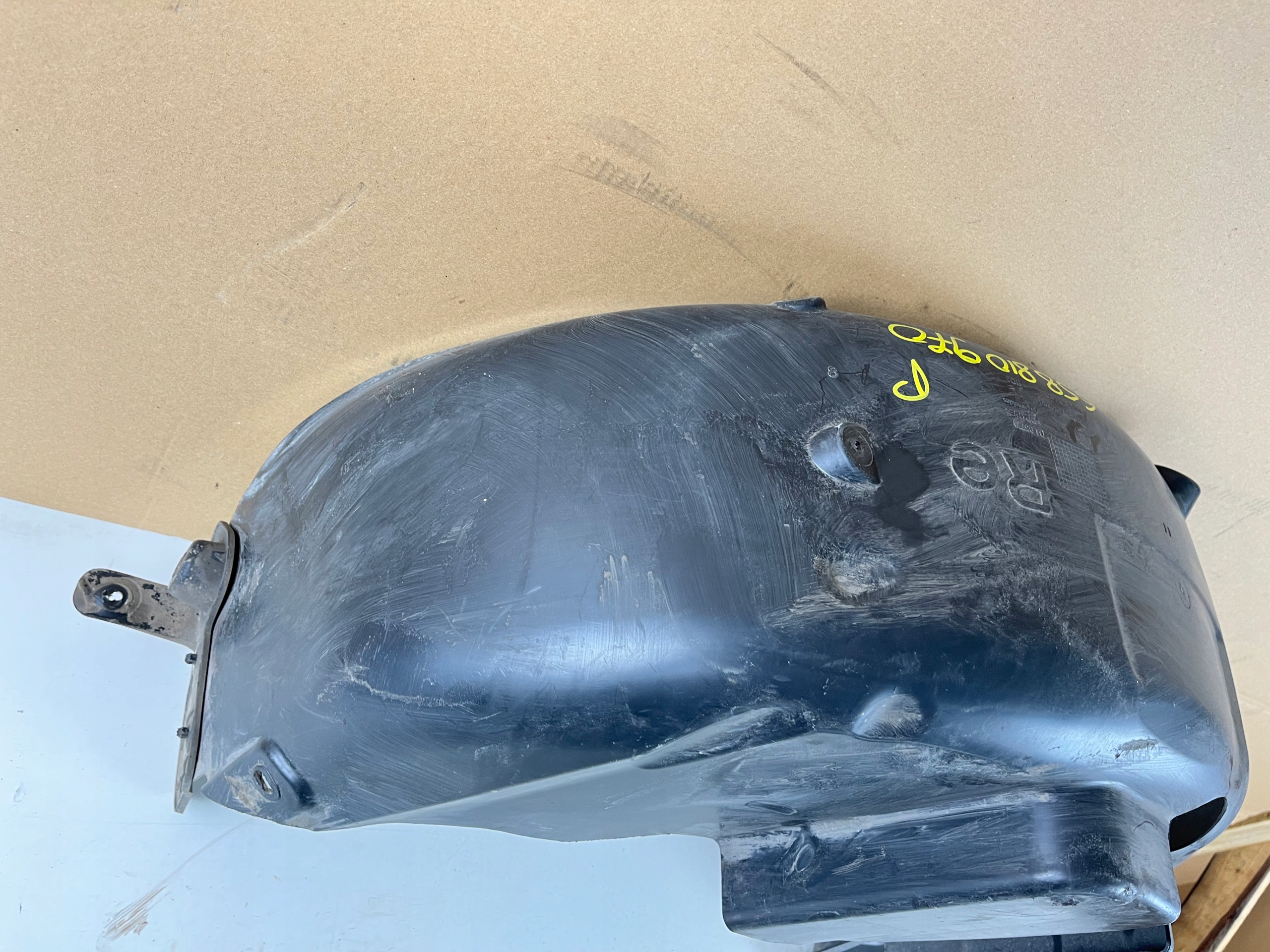 mudguard right rear. SKODA KAMIQ 658810970