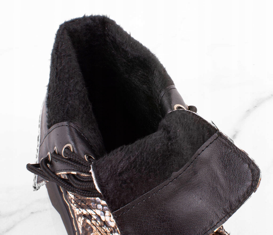 6114 OCIEPLANE GLANY TRAPERY BOTKI PLATFORMA 39 Wysokość obcasa/platformy 4 cm