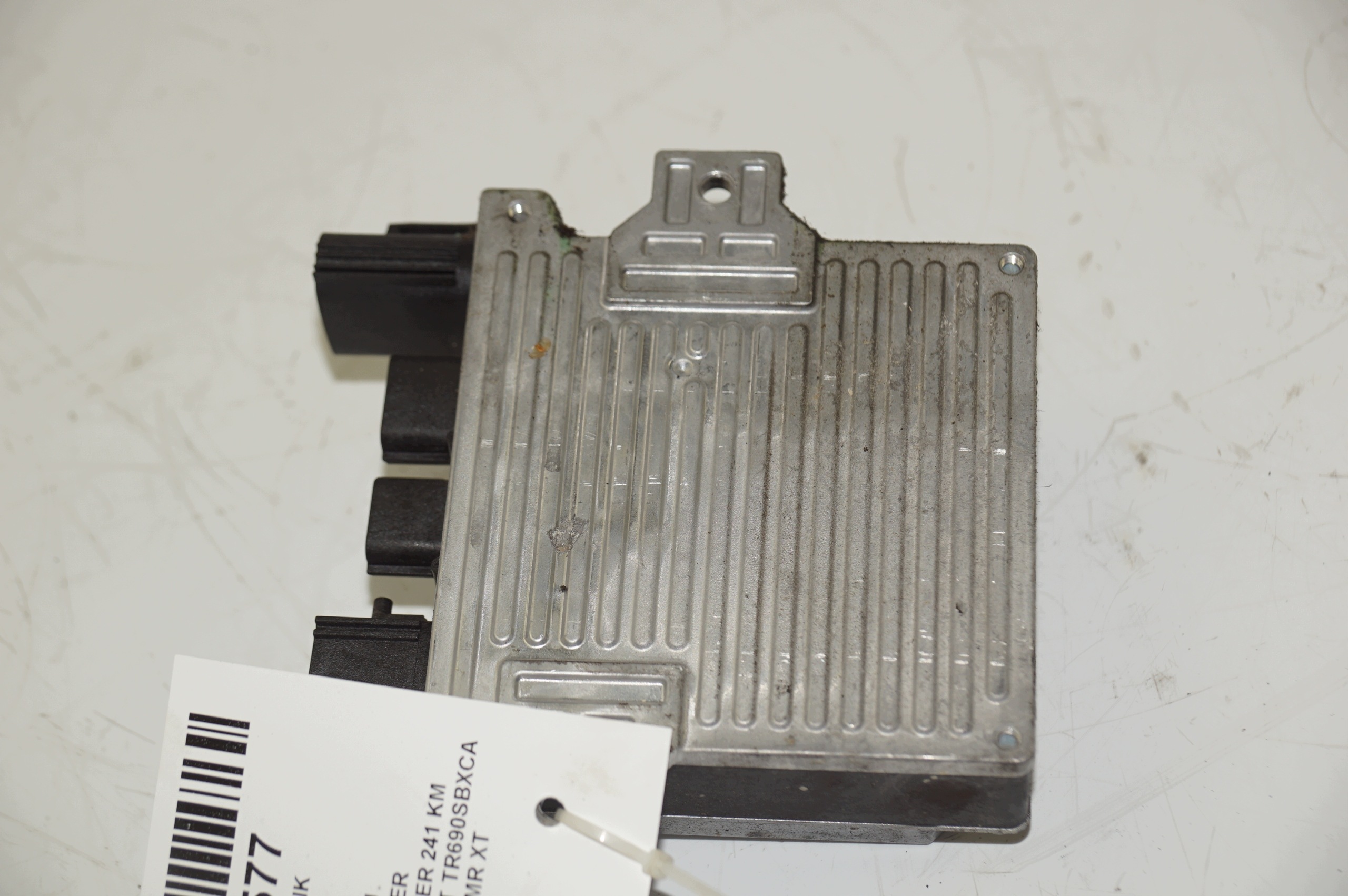 unité de commande électronique uce 34710SG161 SUBARU FORESTER XT