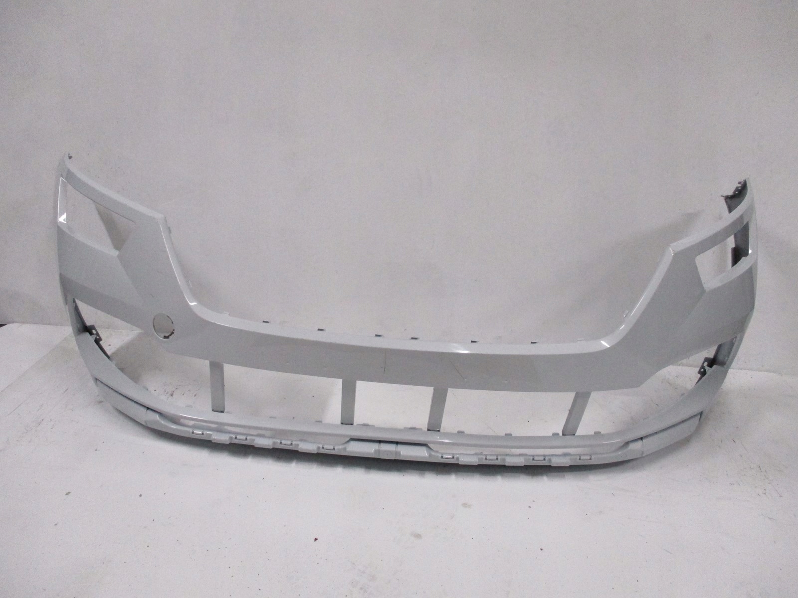 PARAURTI ANTERIORE ANTERIORE SKODA KAMIQ 21R