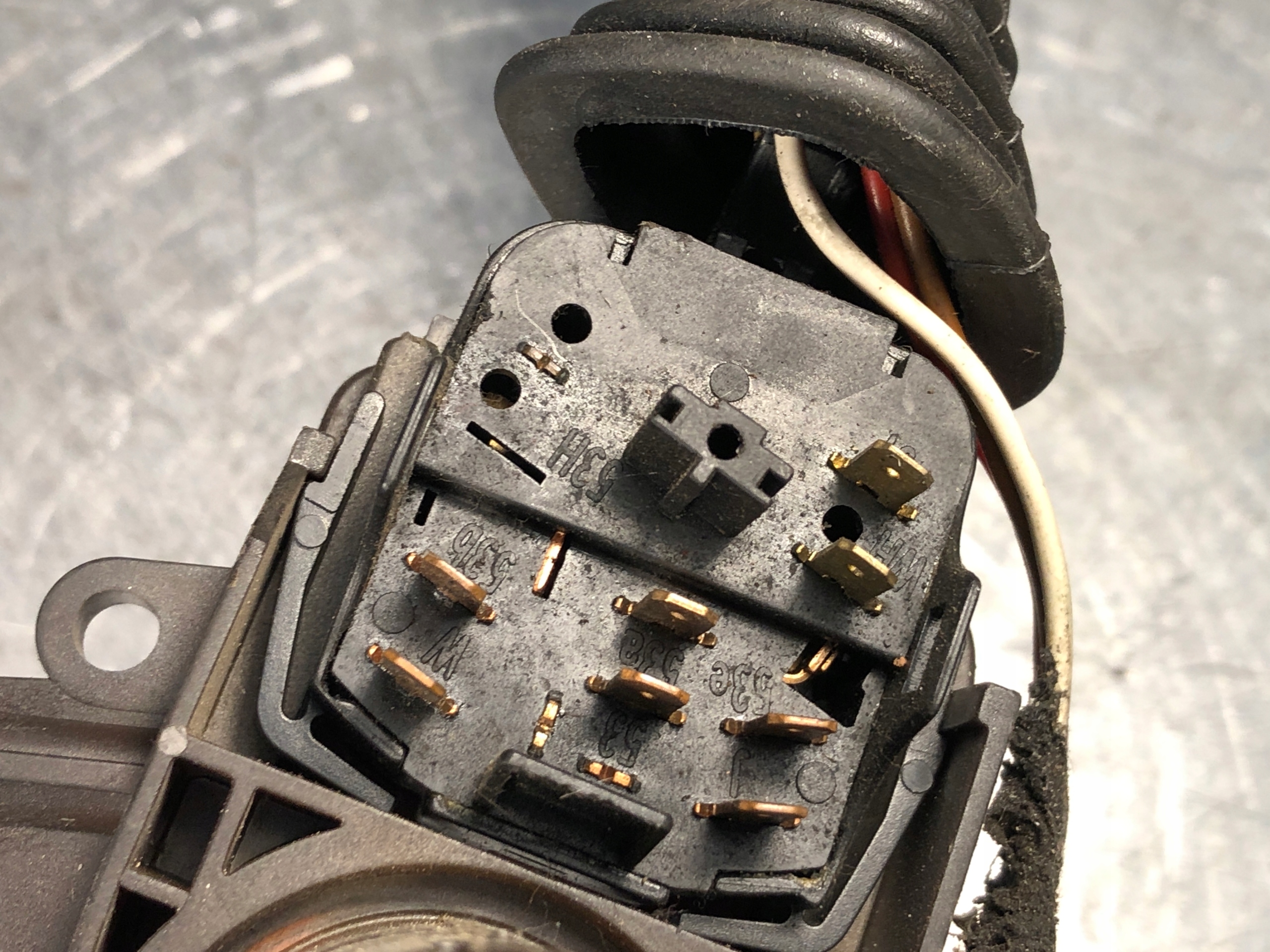 DEVIO LUCI TERGICRISTALLO TERGI Opel Vectra B 90507319