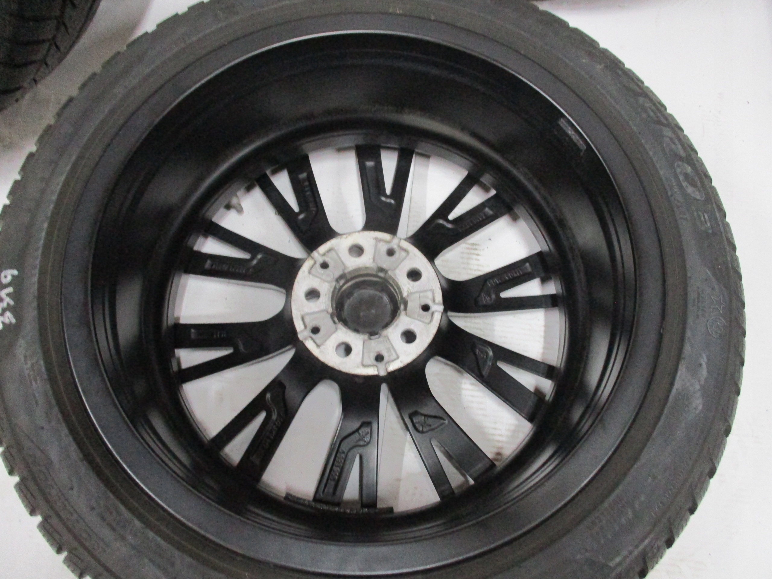 wheels discs tyres BMW 3 G20 R18 5 6 mm M+S M