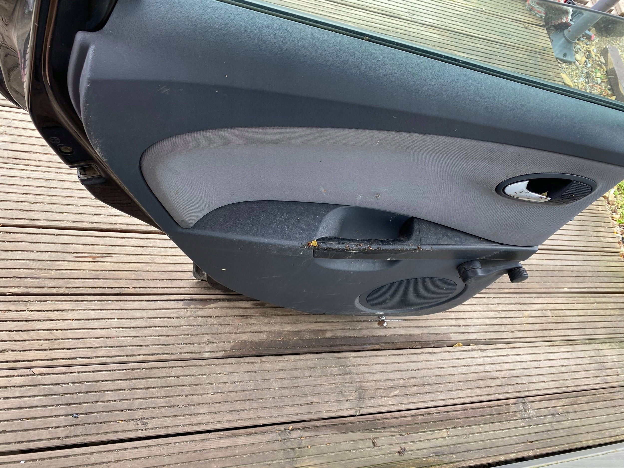 SEAT LEON II komplet Tür links heck hinten schwarzer
