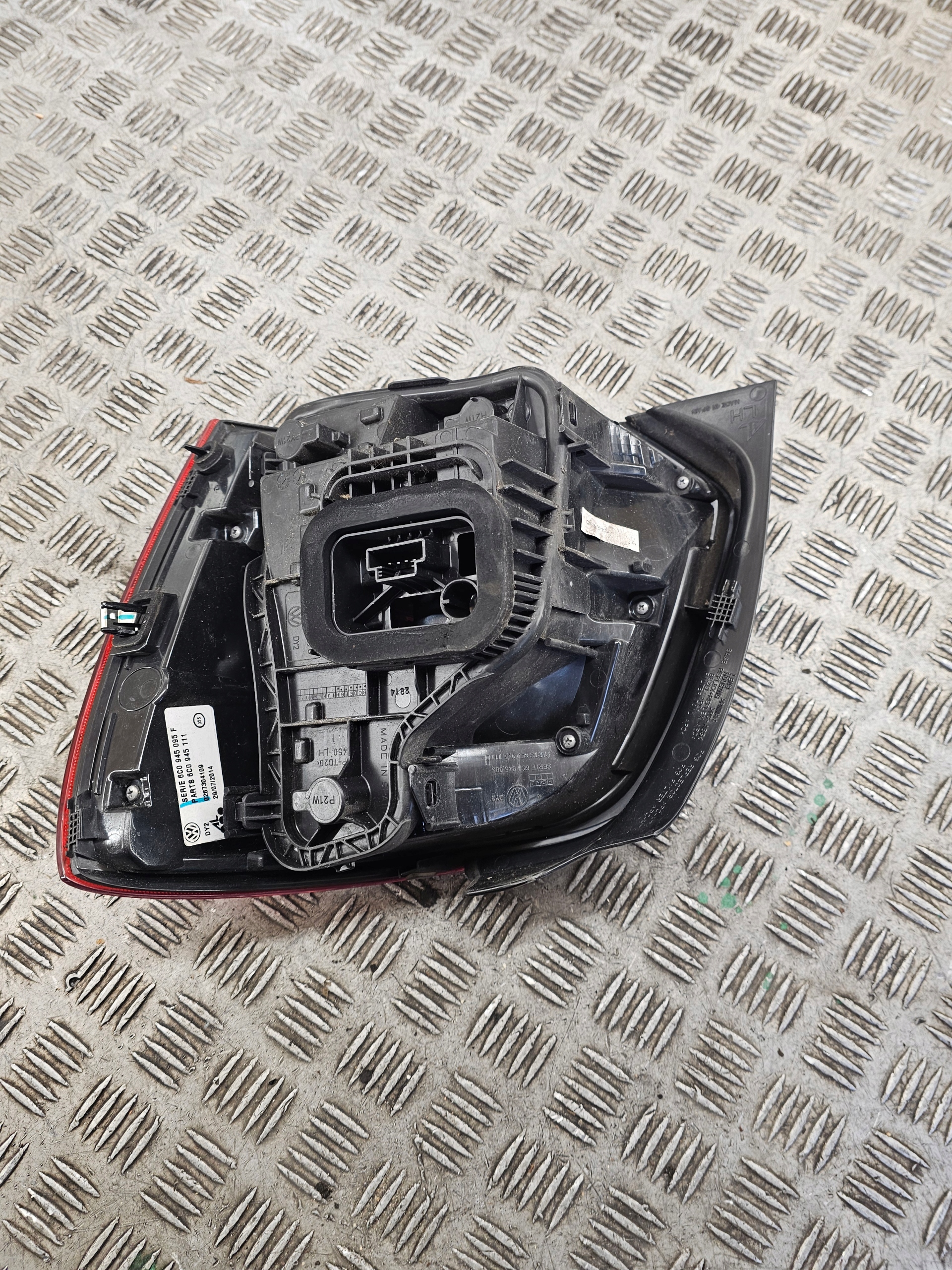 VW POLO V 6C LIFT left light rear part 6C0945095F