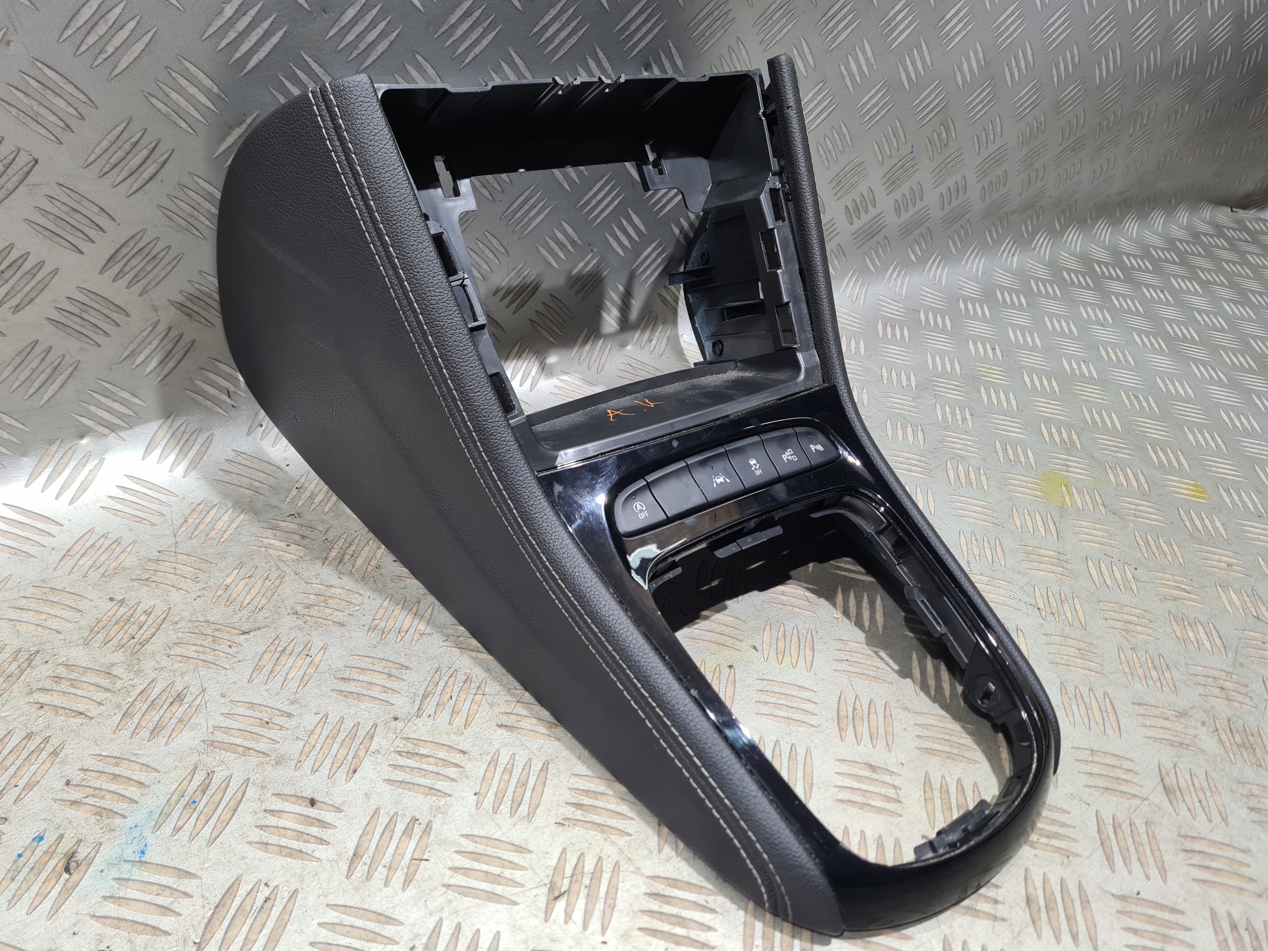 тунель середина корпус opel ASTRA K