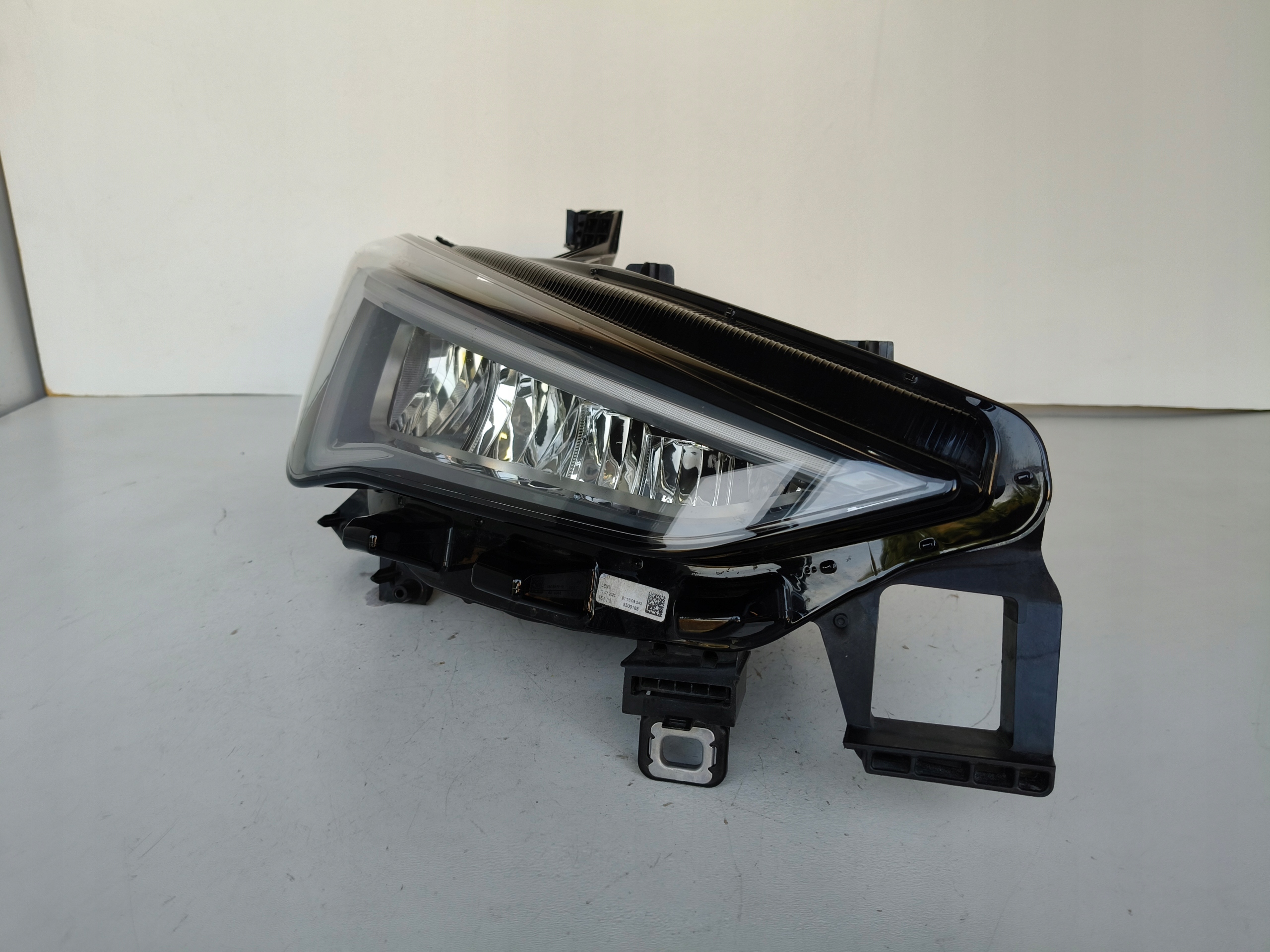 light right REFLEKTOR SEAT CUPRA BORN 10E 21- FULL LED