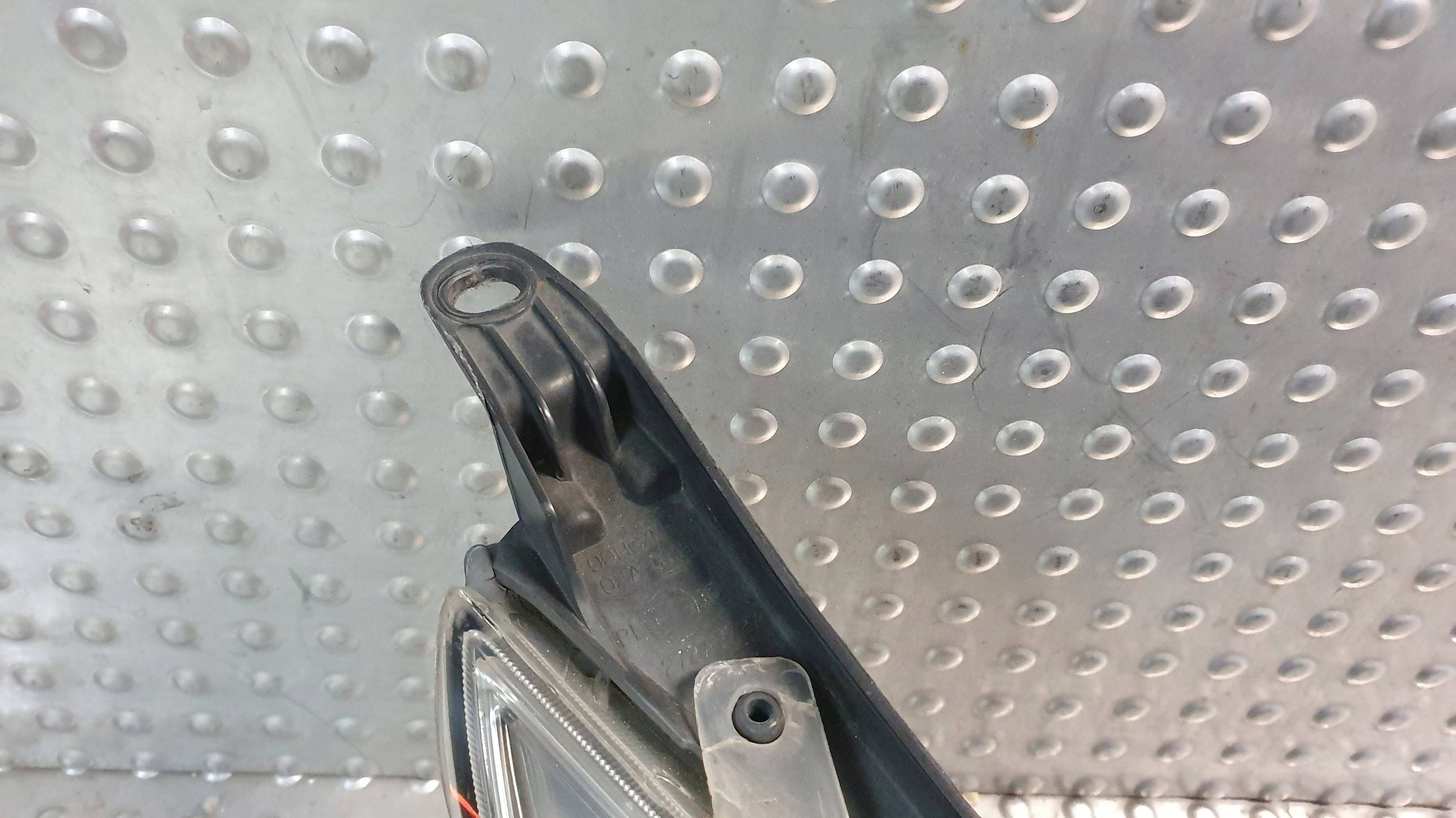 light front right FORD KA MK2 08