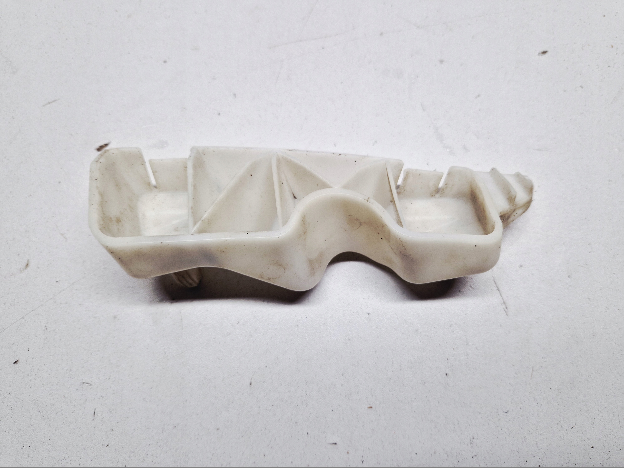 bumper bracket right front NISSAN QASHQAI J10 62222JD000