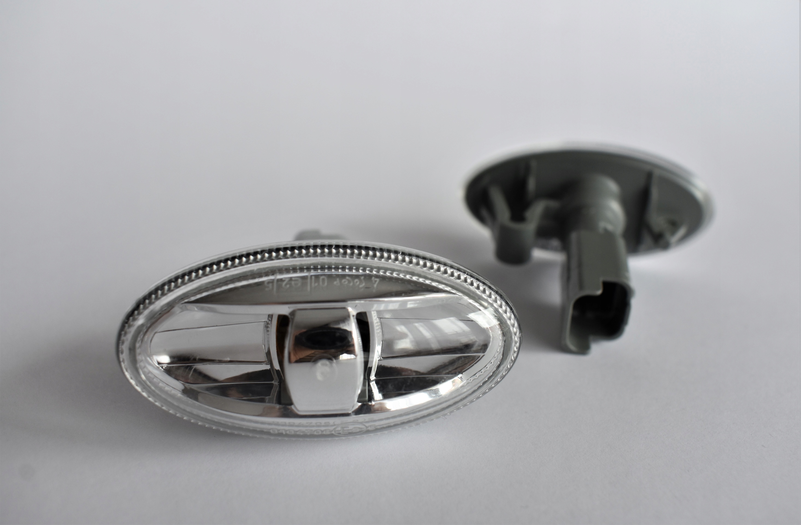 Kierunkowskaz boczny CITROEN Berlingo Jumpy Xsara LEWY / PRAWY