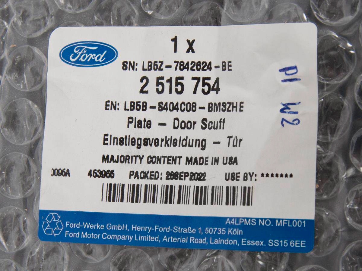 NAKŁADKA PASA TYLNEGO EXPLORER 20- Numer katalogowy części LB5B-S404C08-BM3ZHE