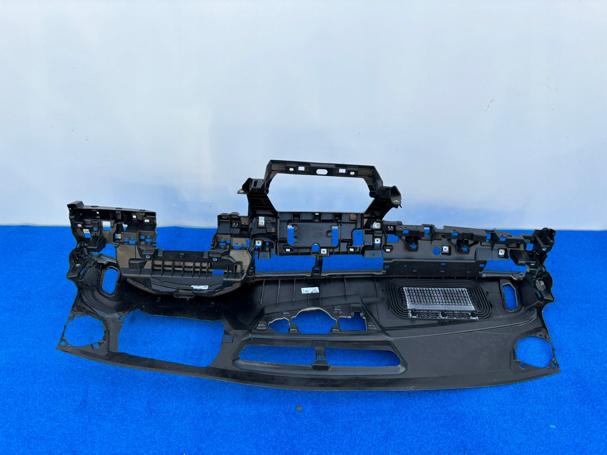 AUDI Q8 4M8 console dashboard instrument panel cockpit 4M8857033 RO15