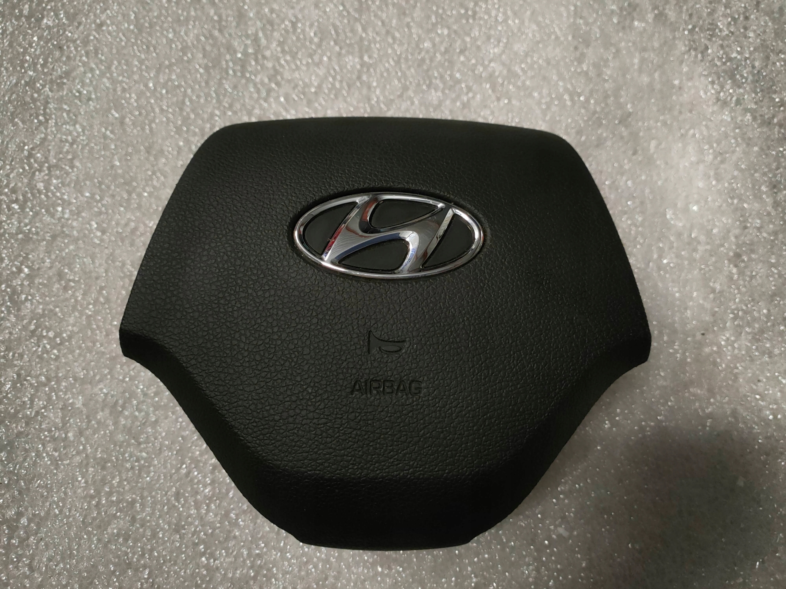 HYUNDAI TUCSON PODUSZKA KIEROWCY AIRBAG ORYGINAŁ 630164300F za z lubsza