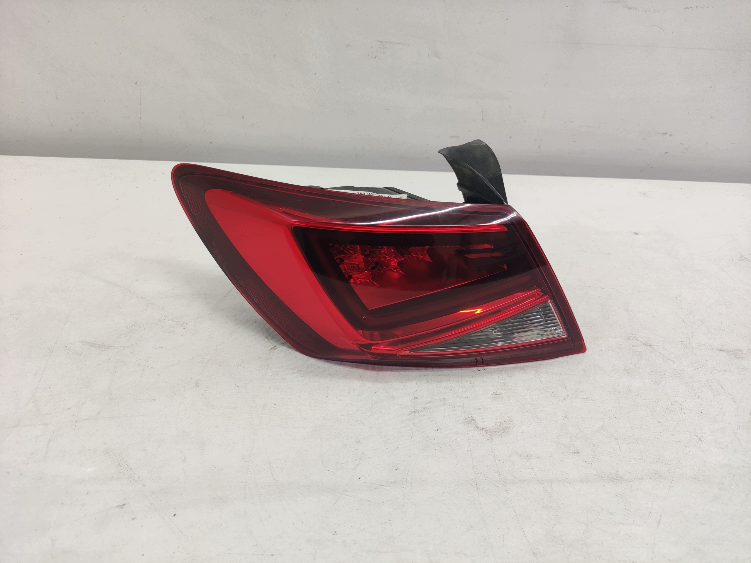 SEAT LEON 3 III 12- HB 5D light left rear part LED original EUROPA