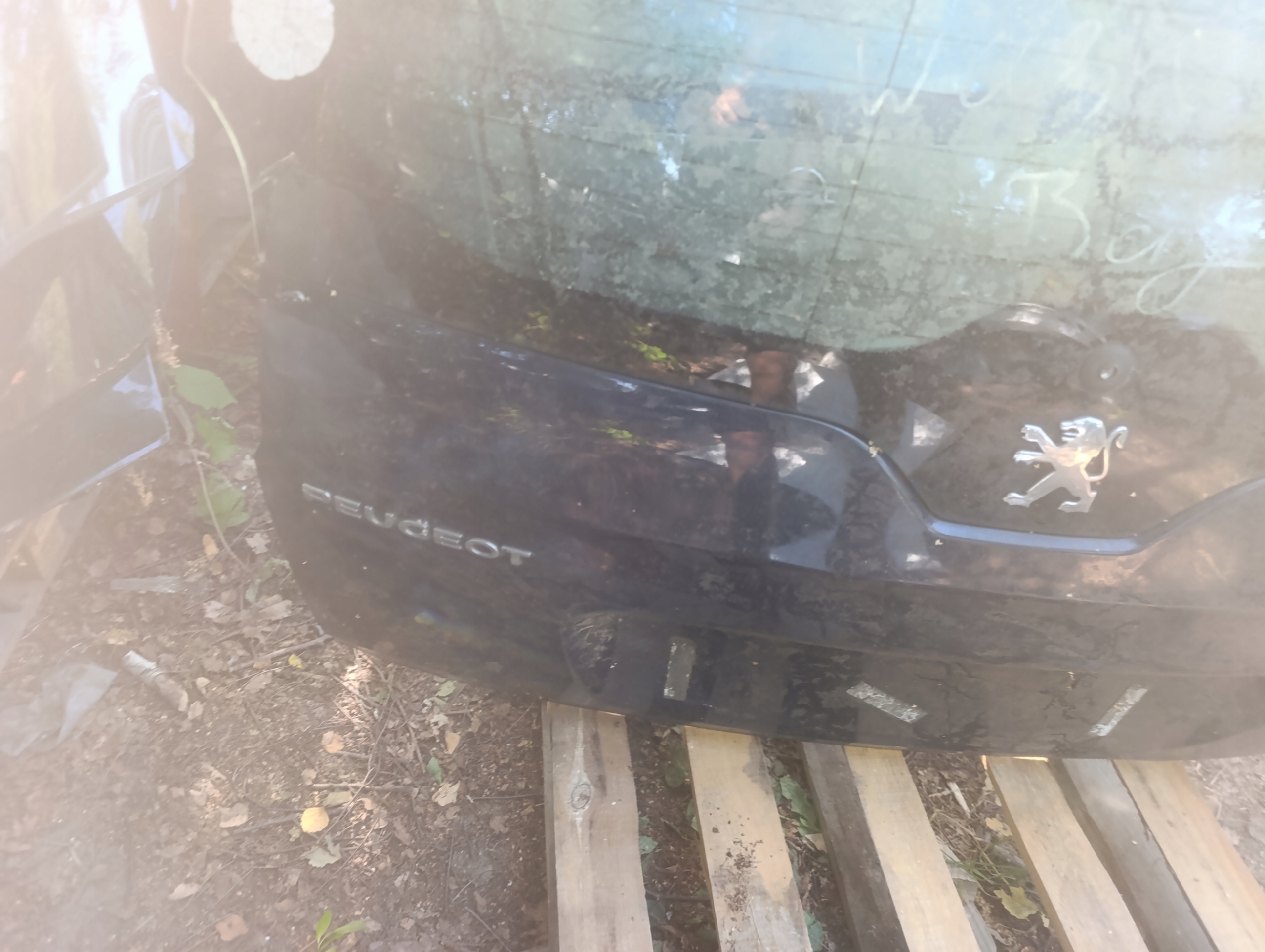PEUGEOT 5008 trunk door boot colour KPSC