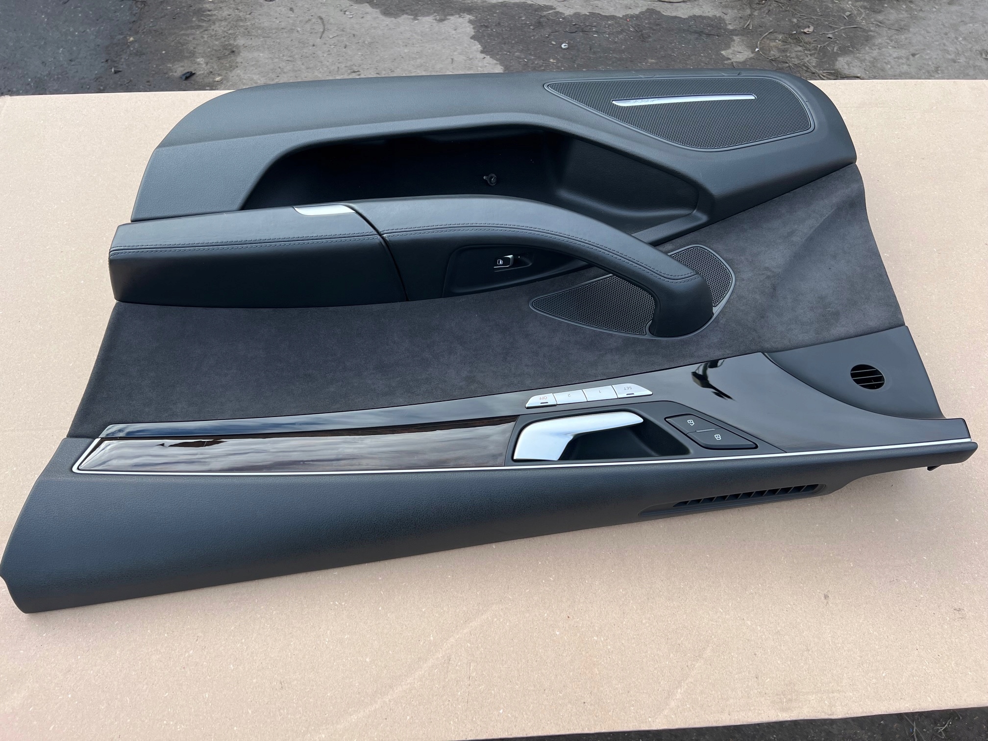 AUDI A8 D4 side door upholstery ALCANTARA right front BOSE