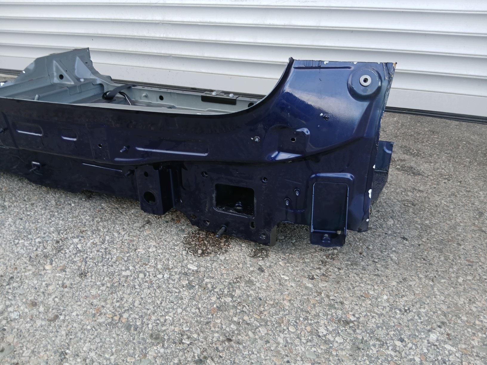 AUDI Q5 80A rear panel sump LX5H
