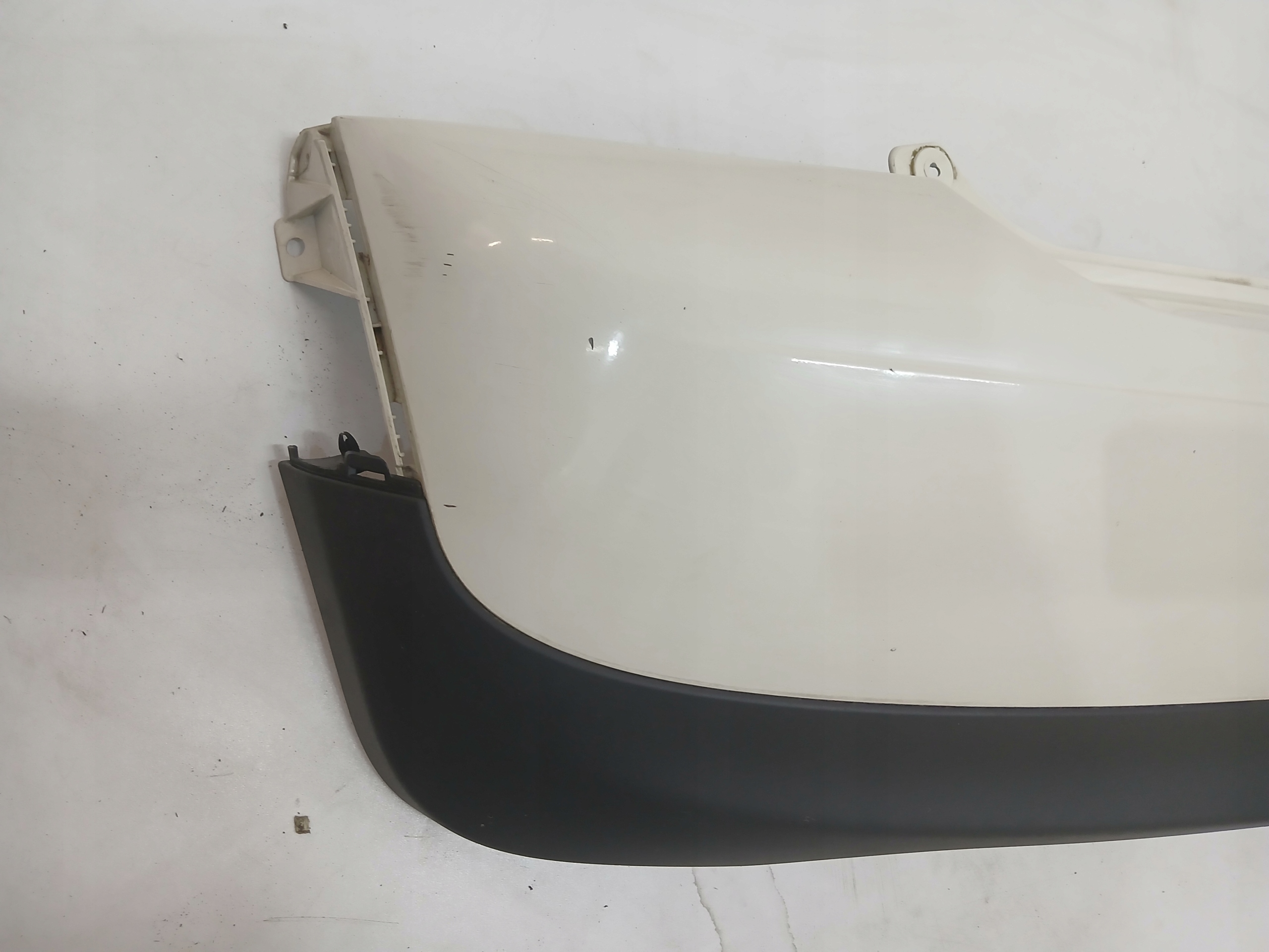 bumper rear MINI R56 PEPPER WHITE