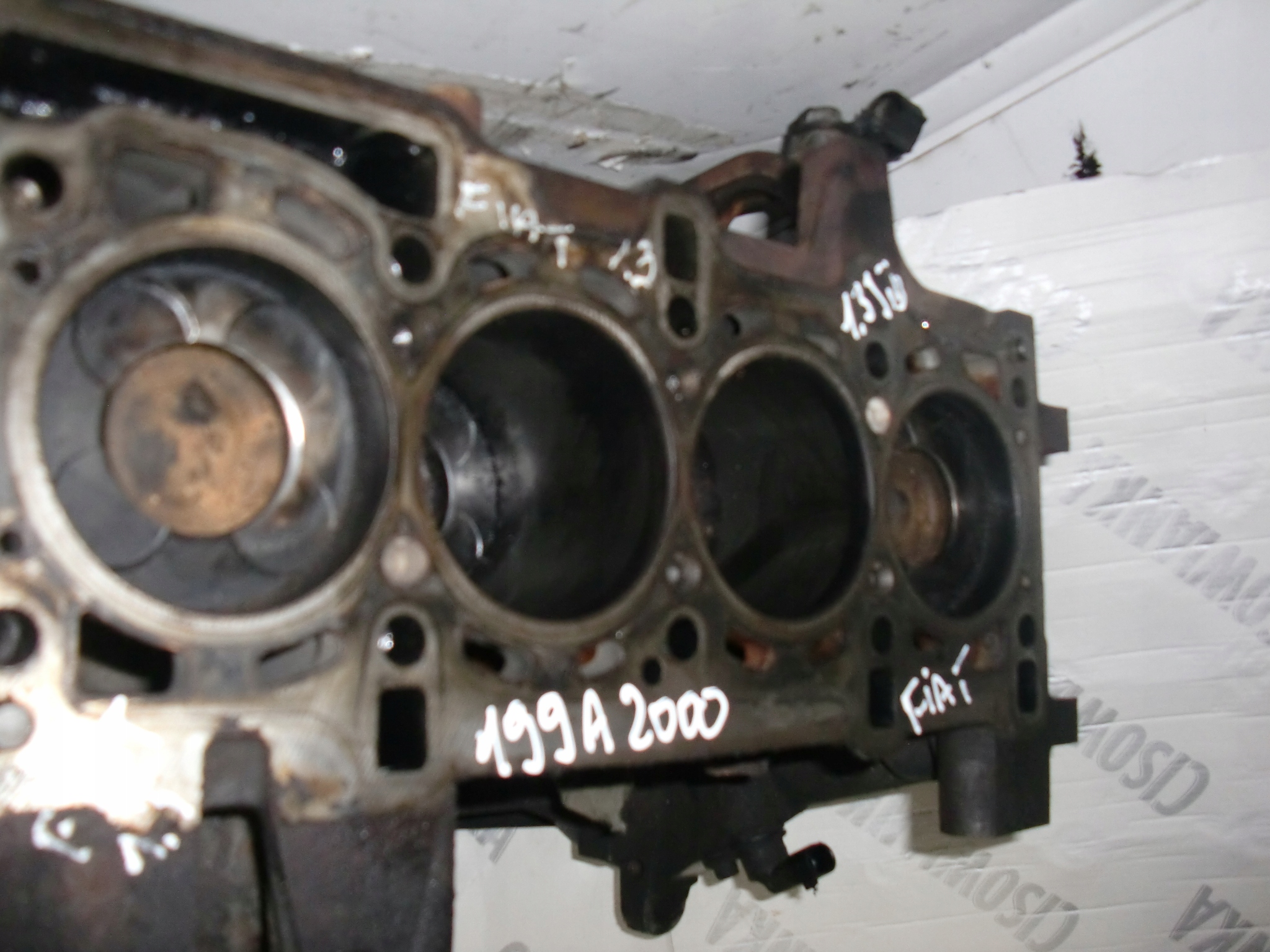 FIAT PUNTO IDEA 1.3JTD BLOK DOL MOTORU 199A2000