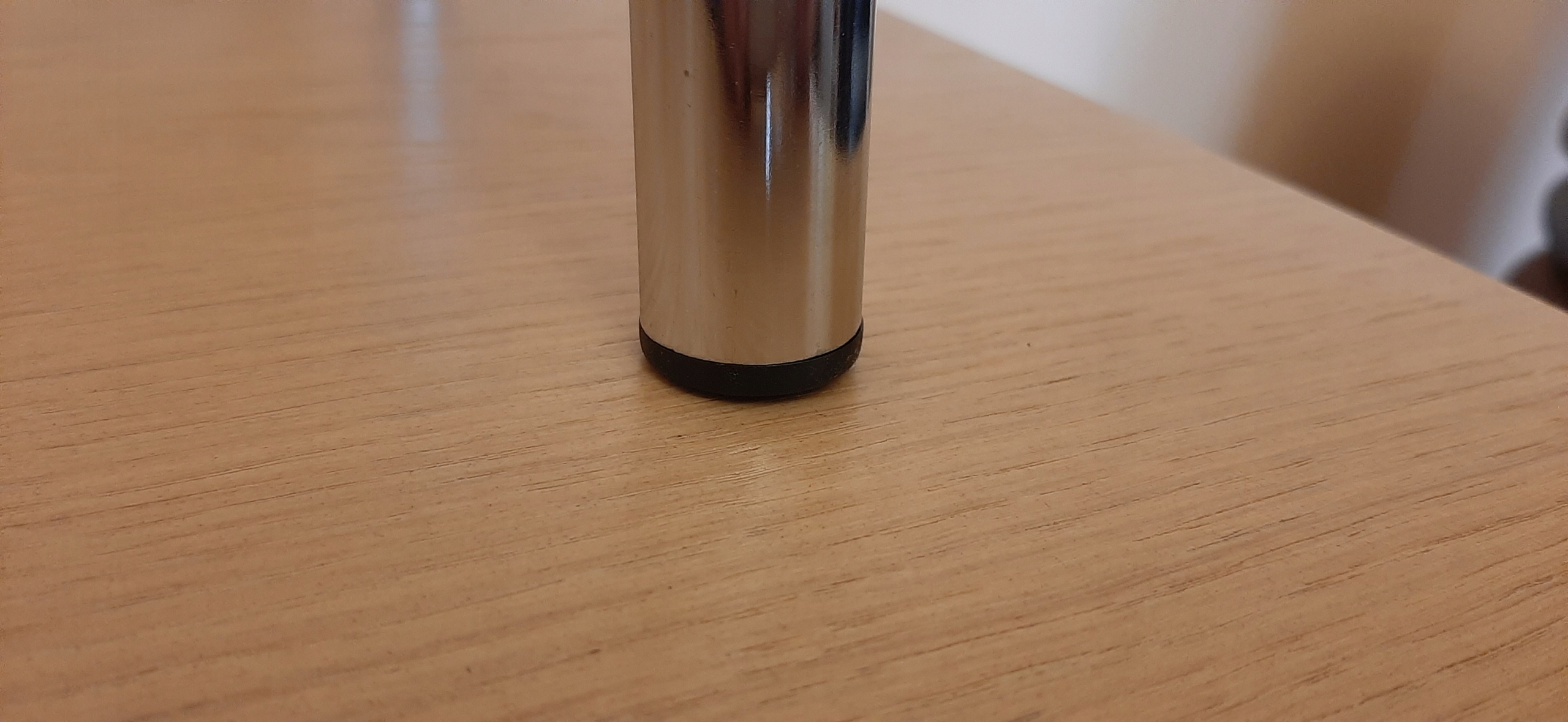 Taboret chromowy Jopek biały Eko. Do kuchni. Kod producenta M0000005043