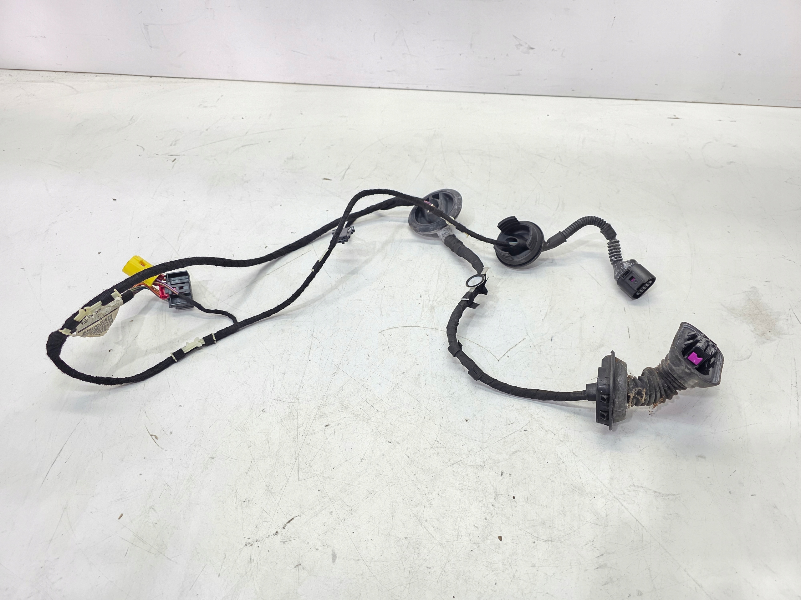 bundle door right front AUDI TT 8J COUPE 8J0971030P