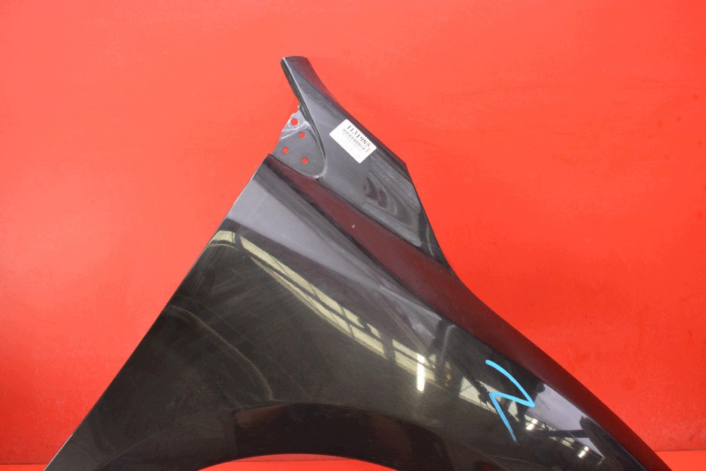 fender right front front black 8201560417 RENAULT MEGANE 3 III 08-12