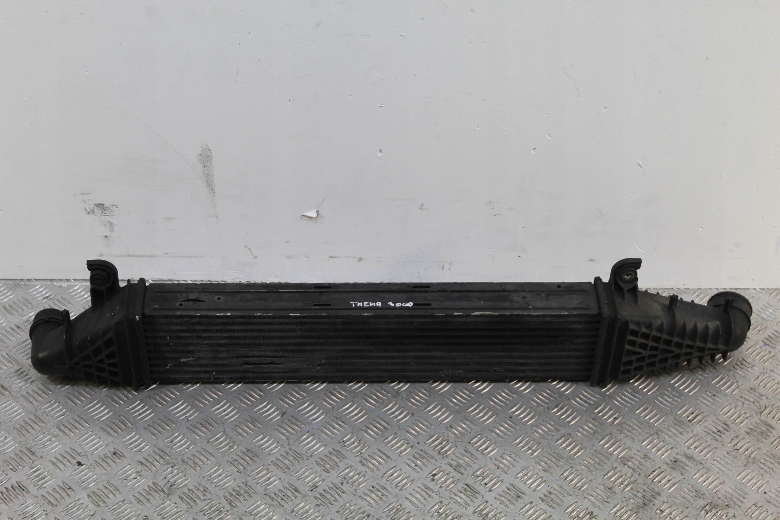 KÜHLER INTERCOOLER LANCIA THEMA II 3,0 CRD