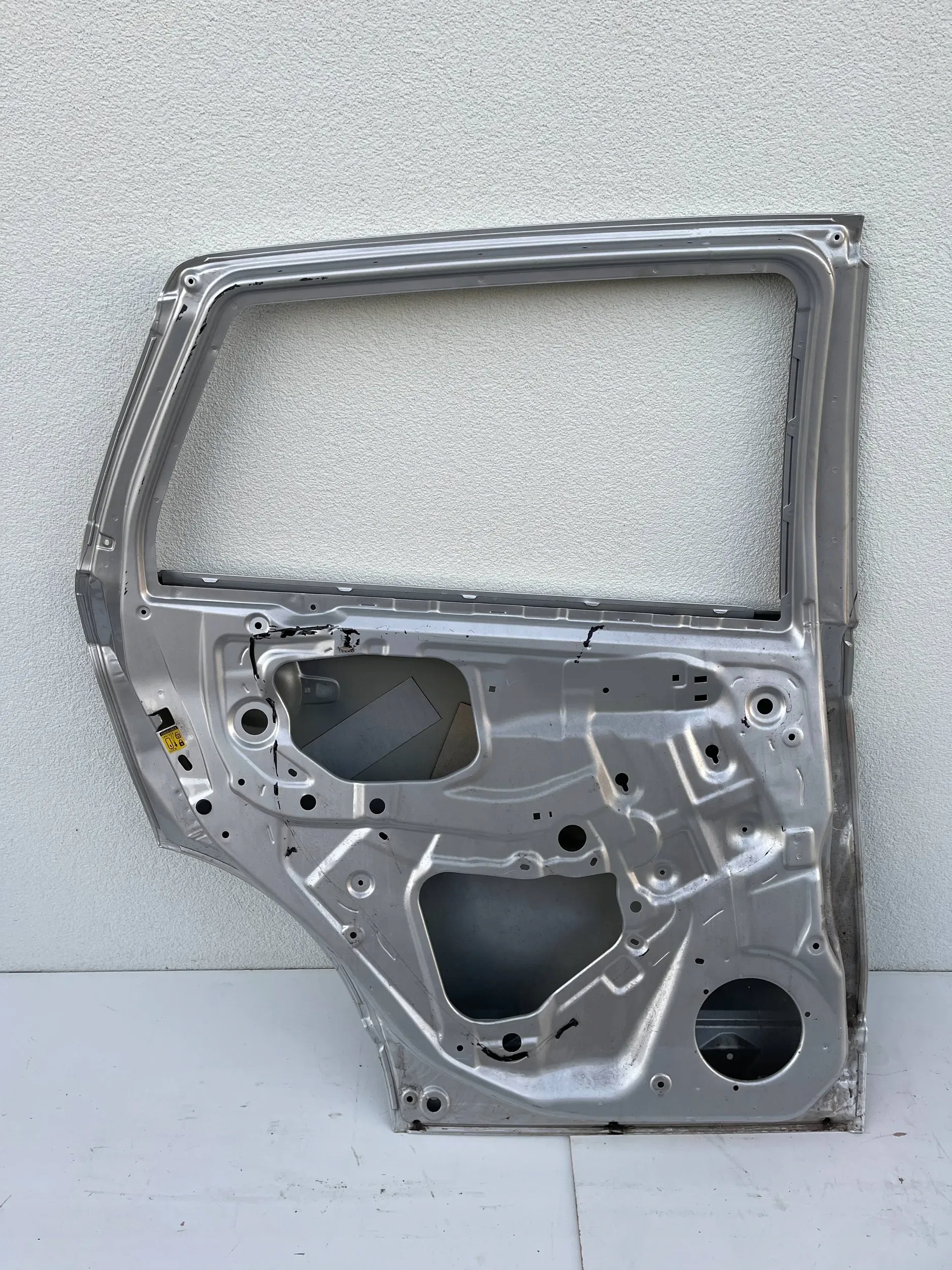 TÜR HECK HINTEN LINKS SUZUKI SX4 S-CROSS 13