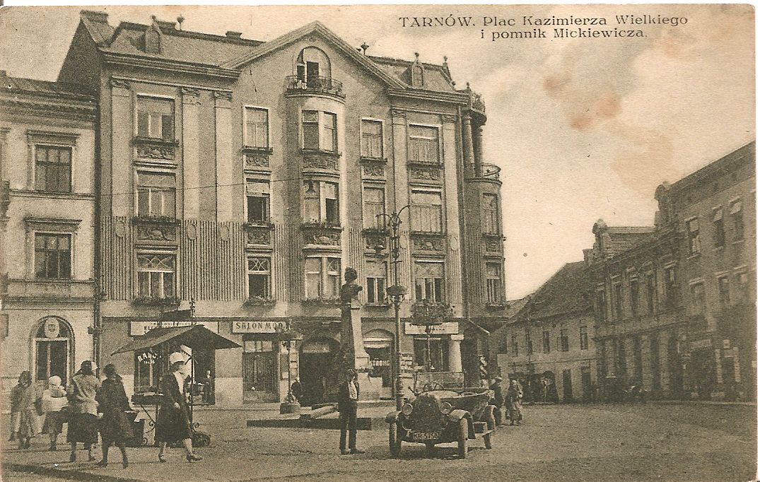 TARNÓW -PLAC KAZIMIERZA WIELKIEGO I POMNIK MICKIEWICZA