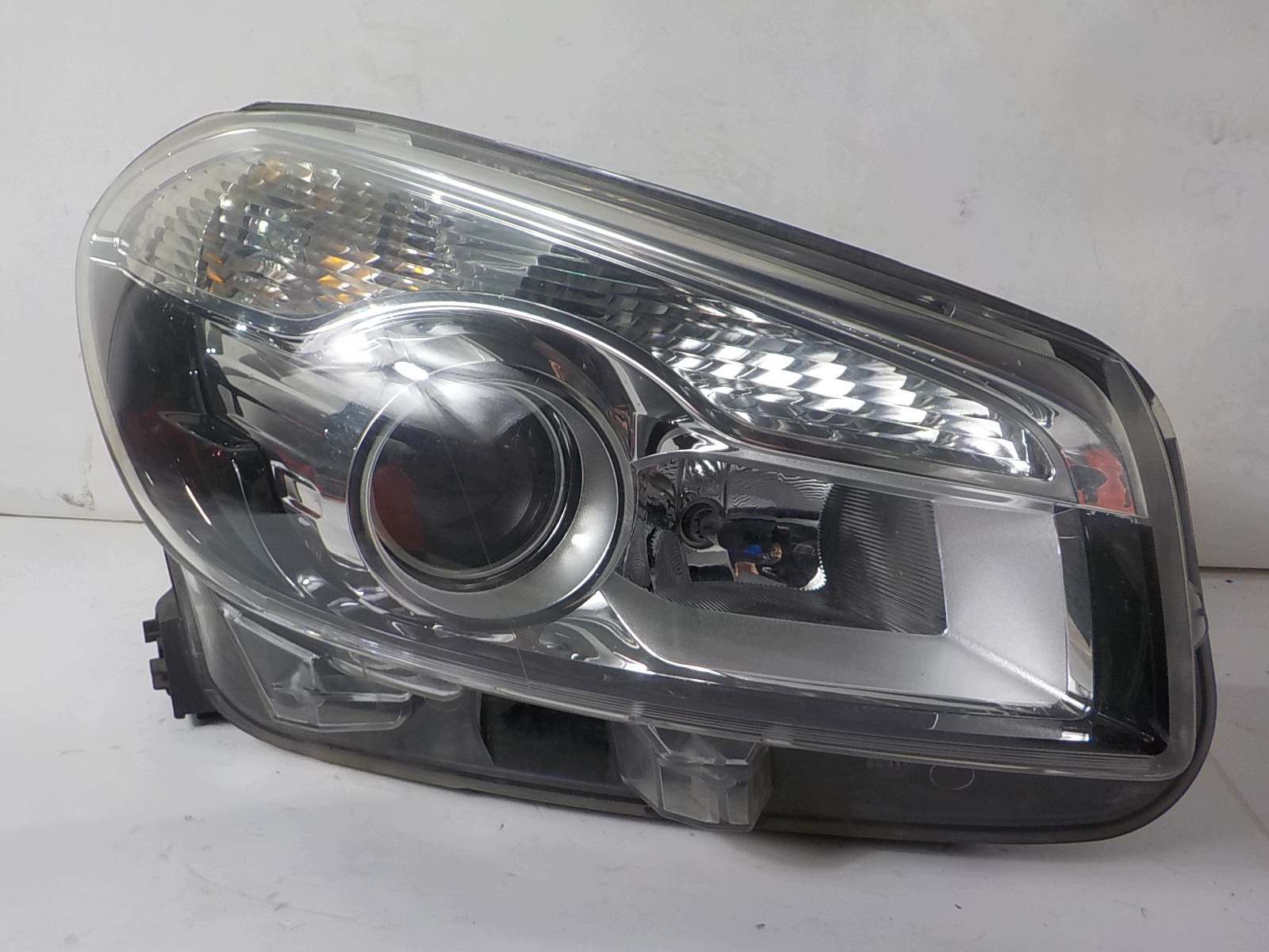 NISSAN QASHQAI J10 XENON LIFT light right front front UK