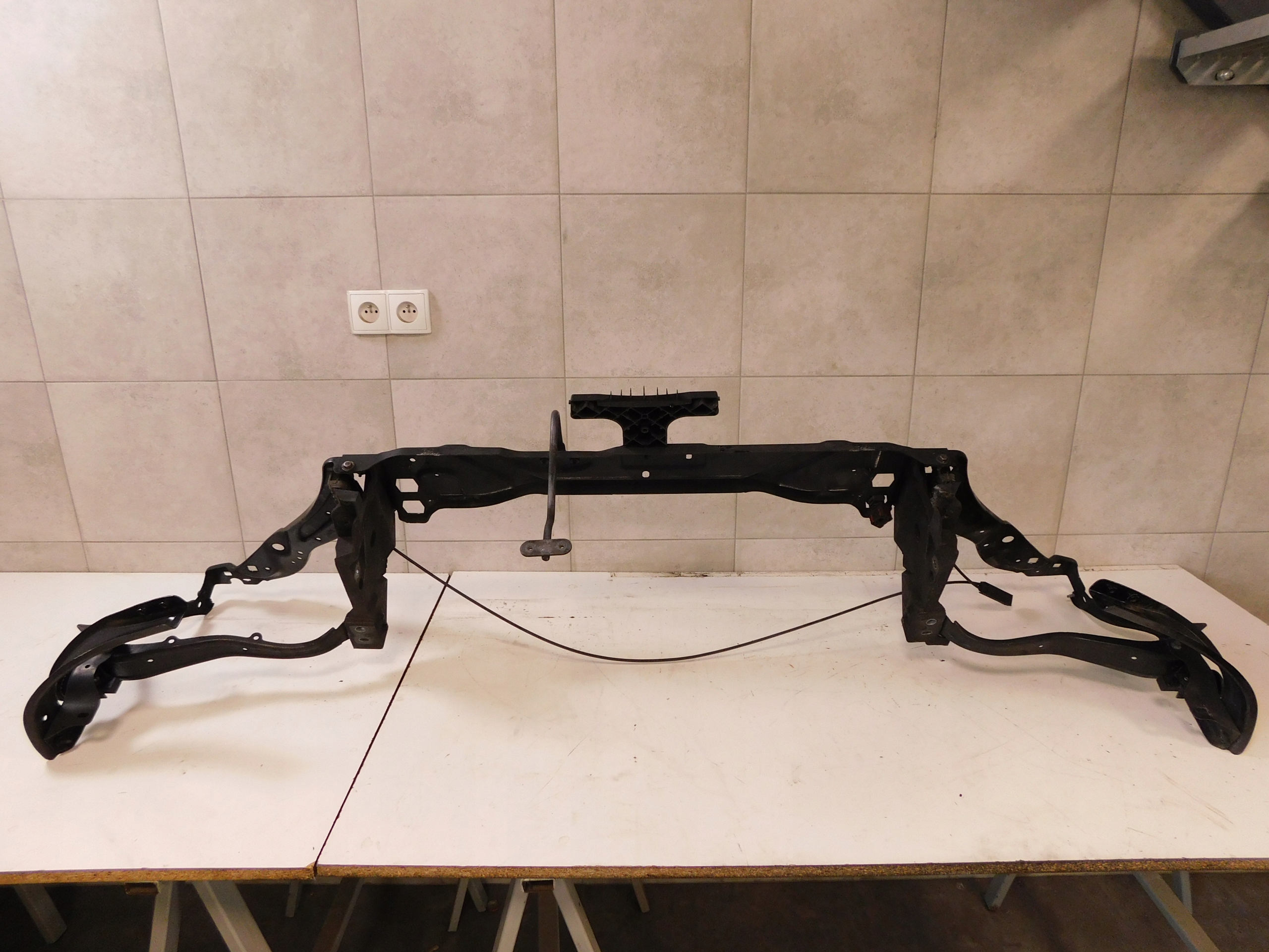 MERCEDES E-KLASA W212 2.2 CDI PAS WZMOCNIENIE