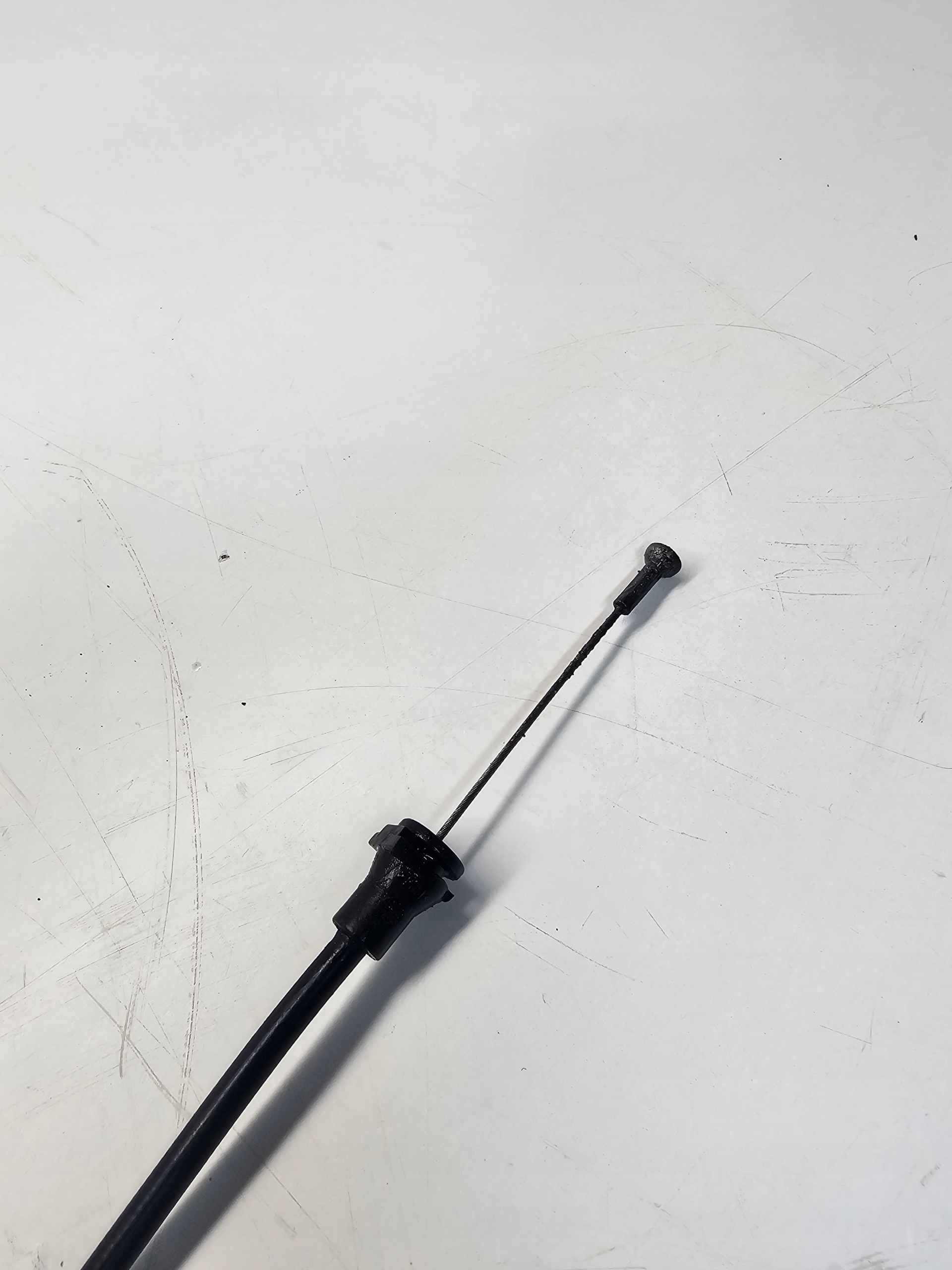Câble pour l’ouverture du capot Complète AUDI A1 8X 8X0823535