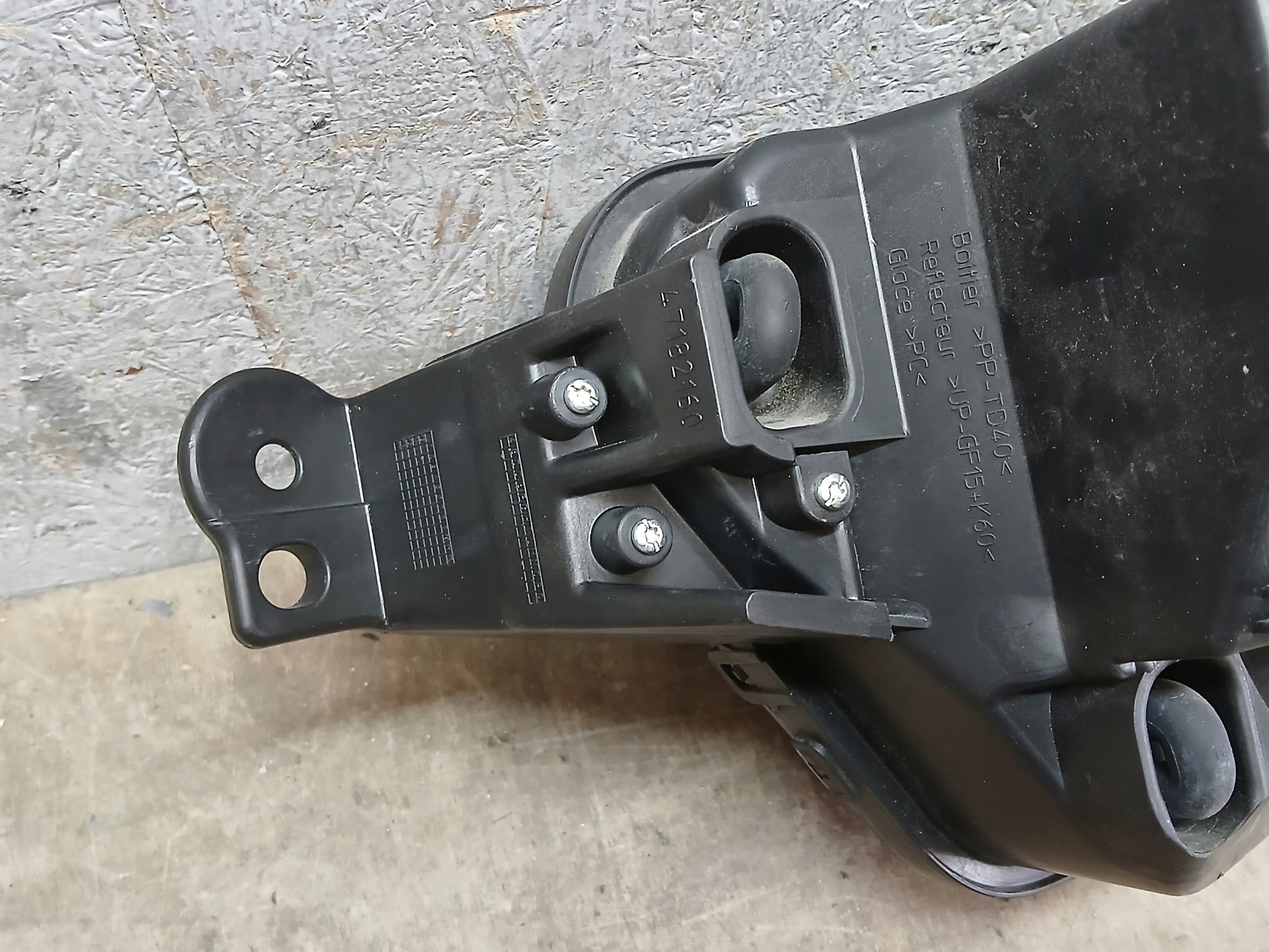 light front right CITROEN C4 PICASSO II 2 14-17 XENON 92201-G5000