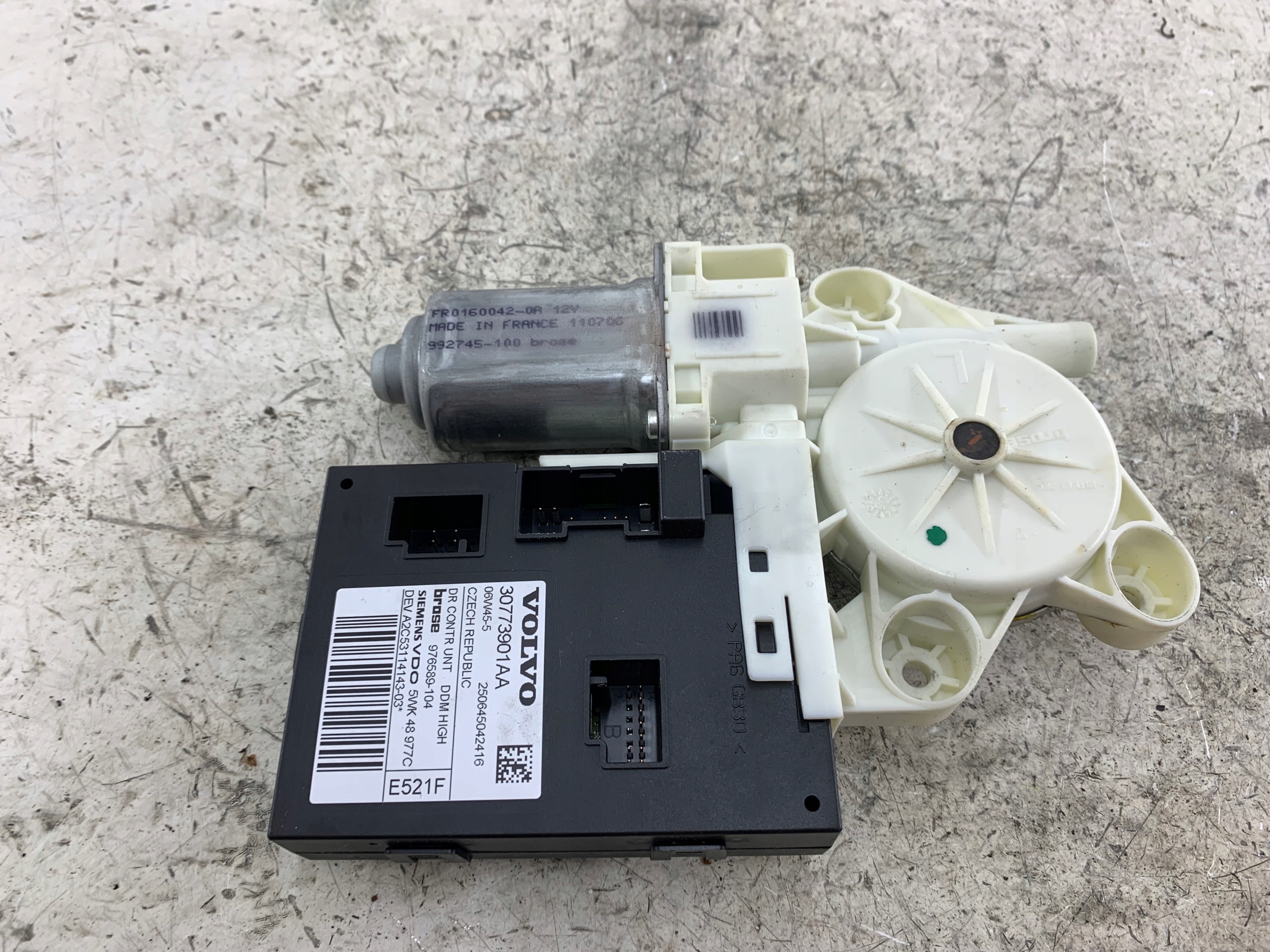 VOLVO V50 and mini motor windows left front 30773901AA