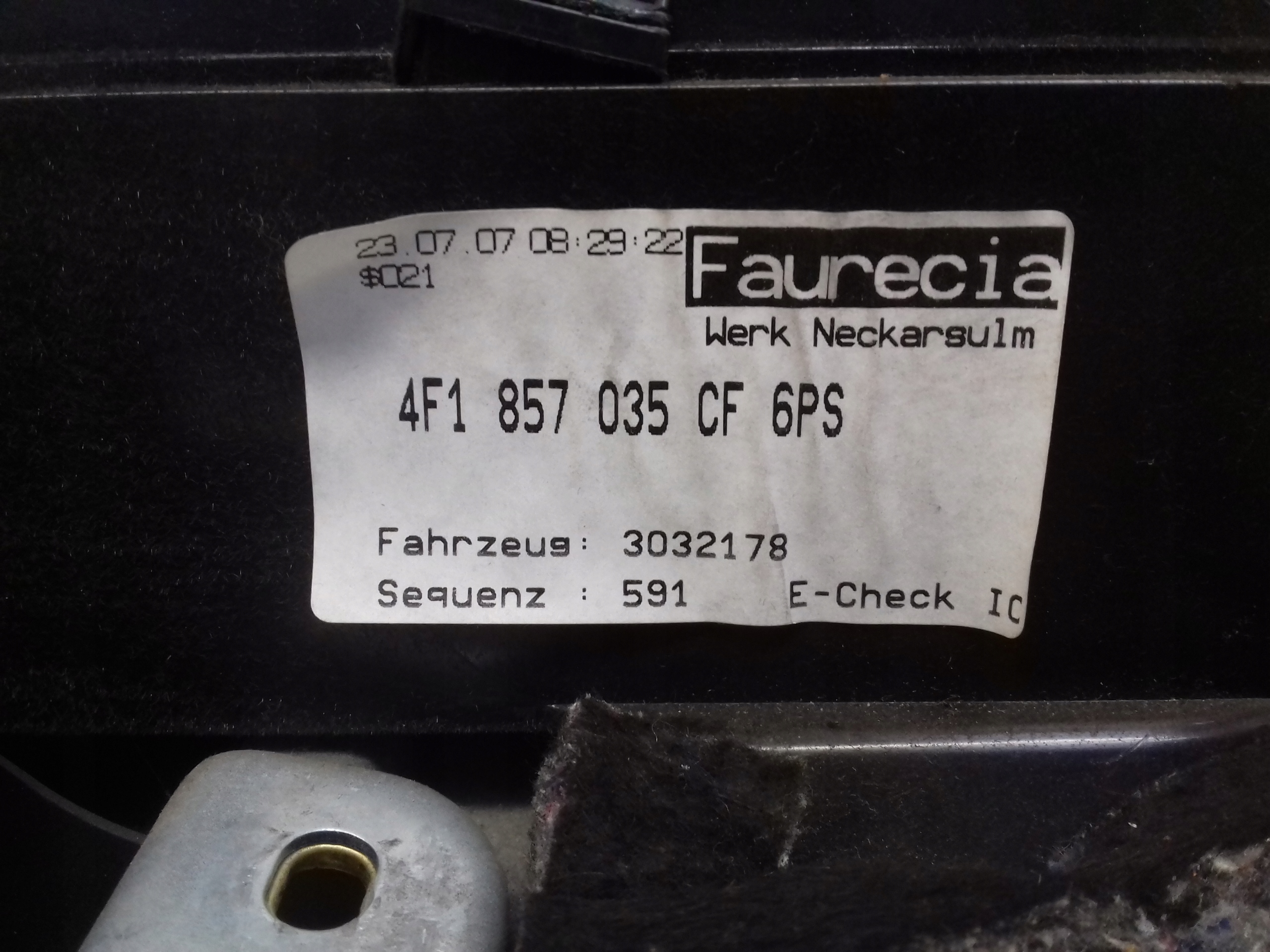 pretinac suvozača suvozača 4F1857035CF Audi A6 C6