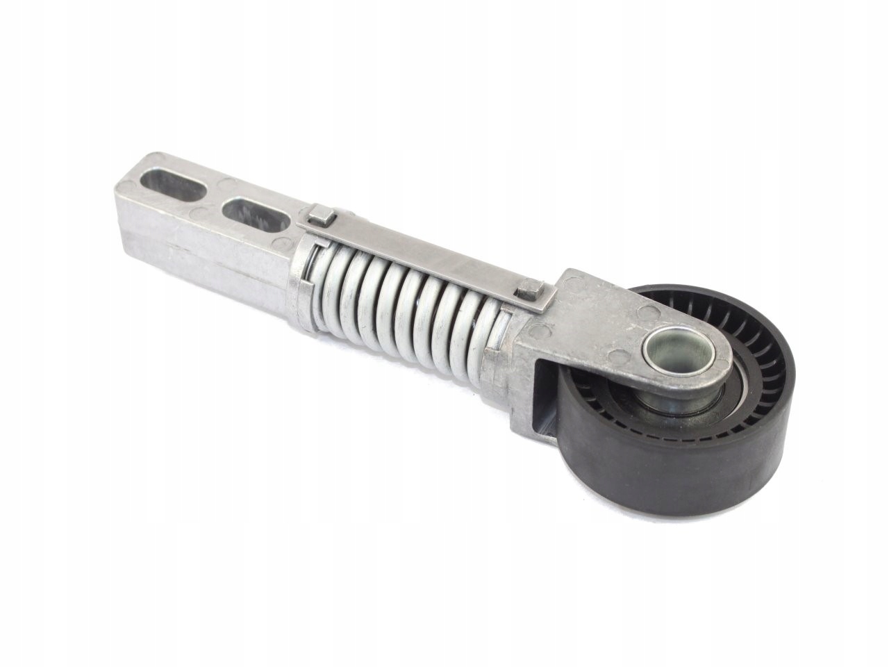 NAPINACZ PASKA KLINOWEGO CLAAS 4282175M1 001108120