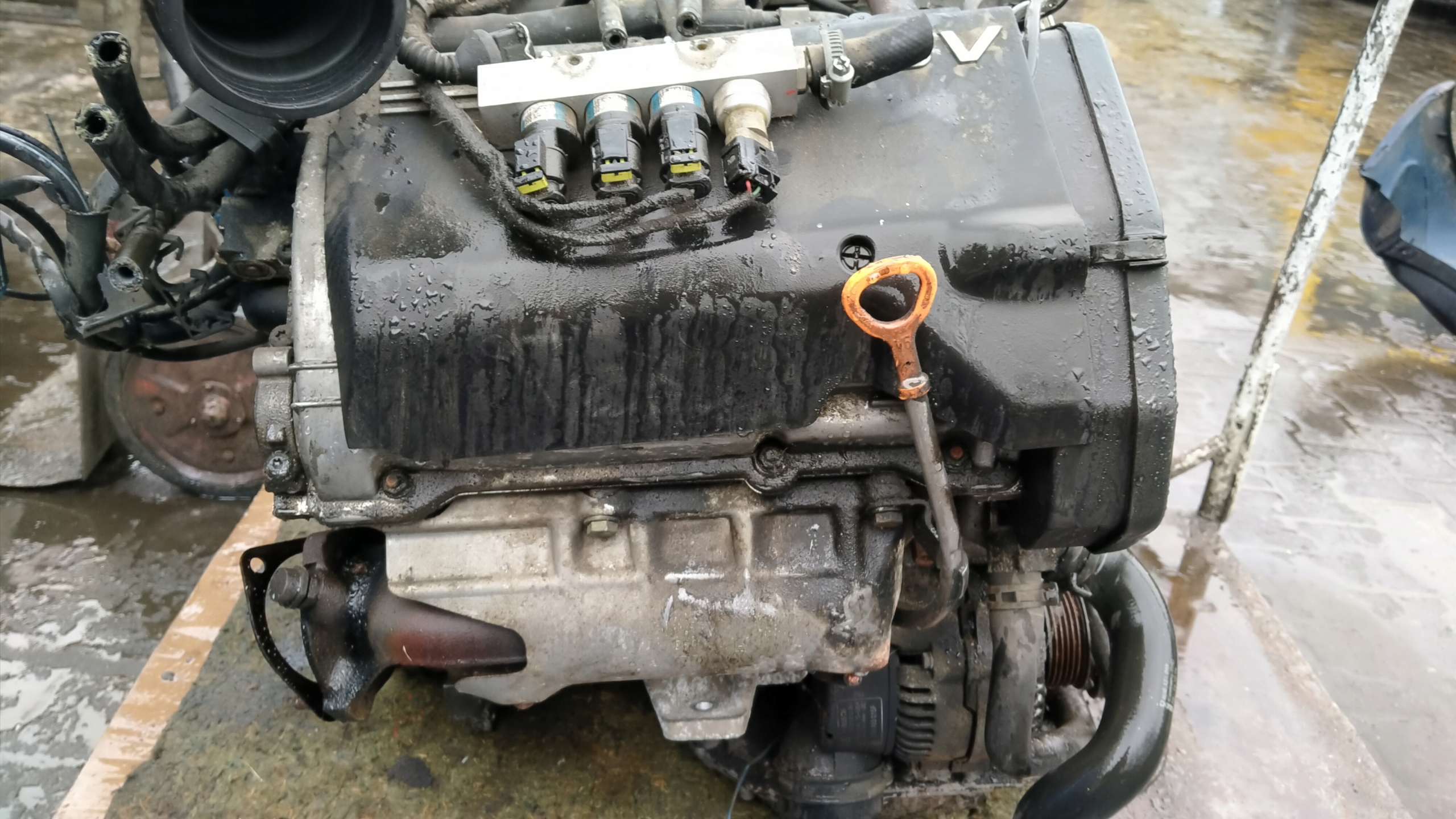 Audi A6 C5 2,4B 122KW 165KM engine complete AGA