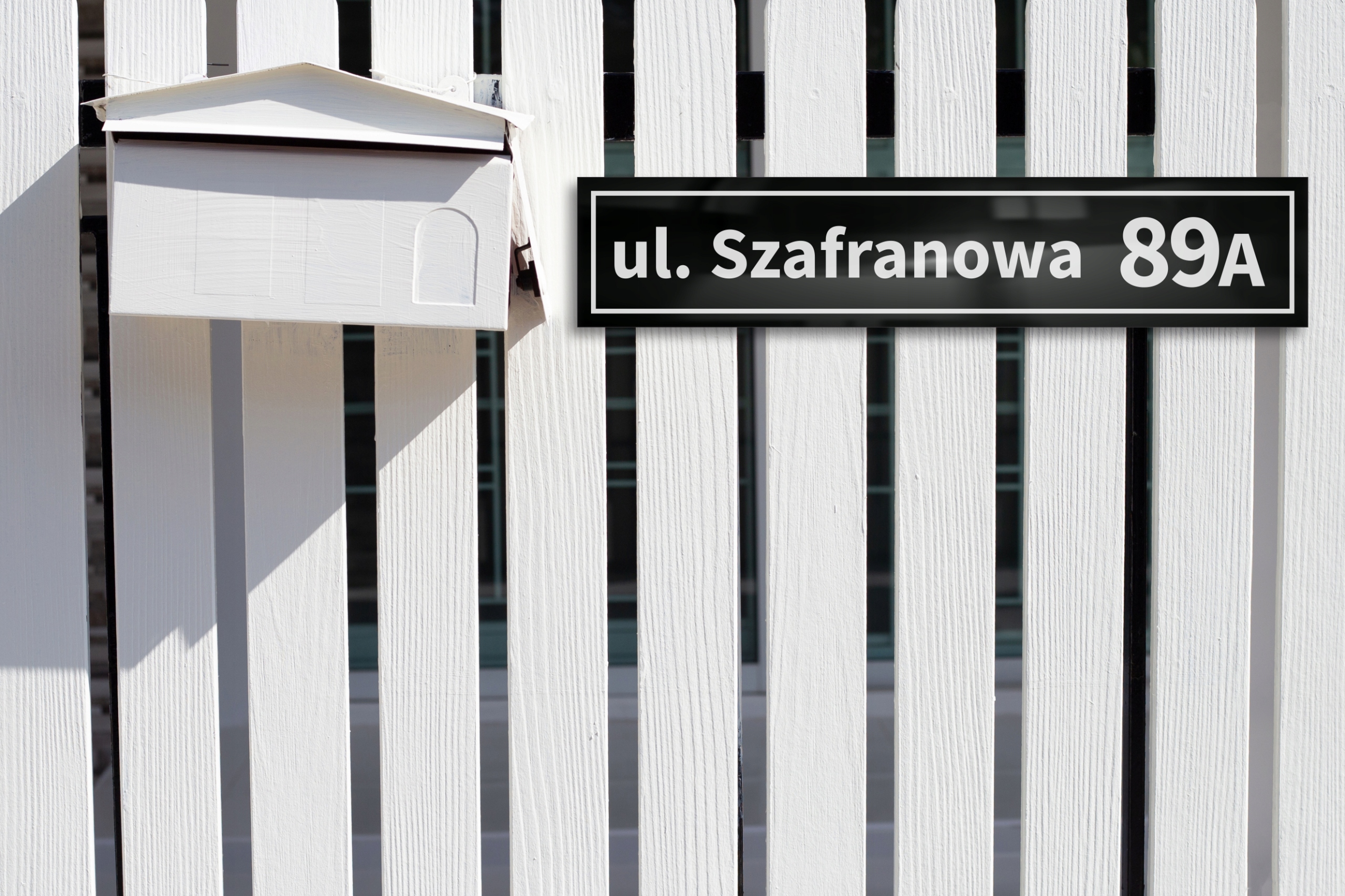 Nr domu tabliczka adresowa ALUMINIUM-CZARNY-BŁYSK6 Materiał aluminium