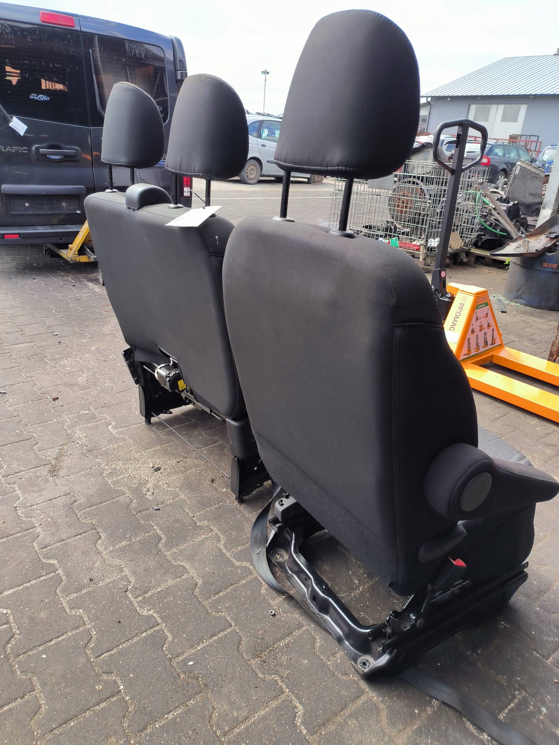 Sitze RENAULT TRAFIC III LIFT