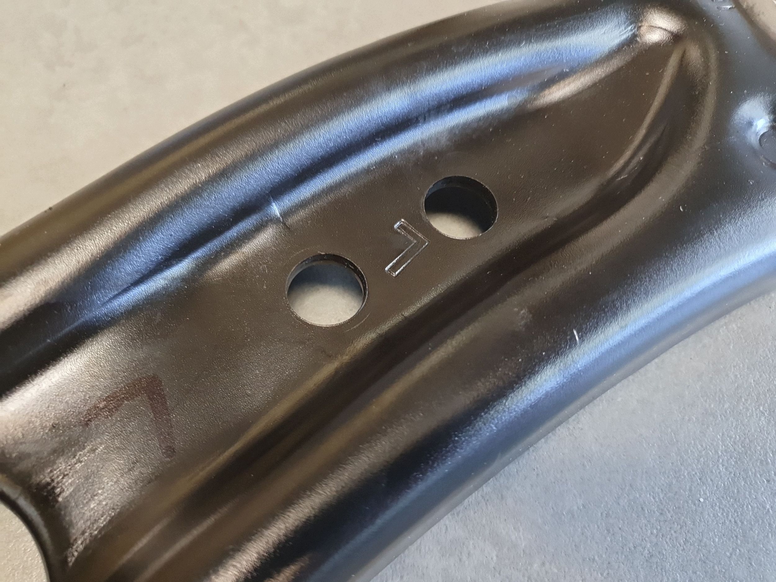 Cupra Leon IV arm left front 5WA407117