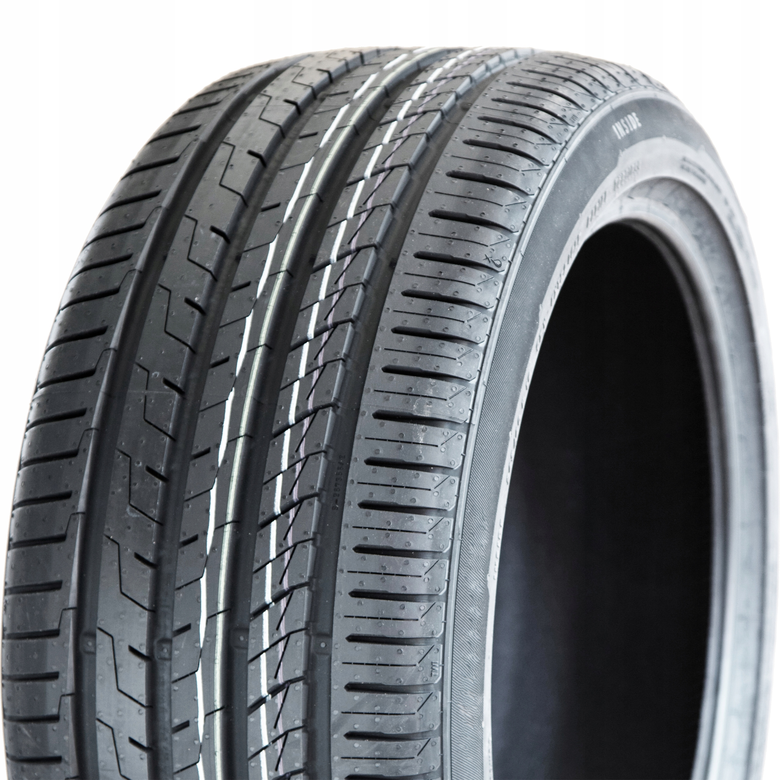 

4x 225/50R17 98Y Hectorra 5 Matador 2023
