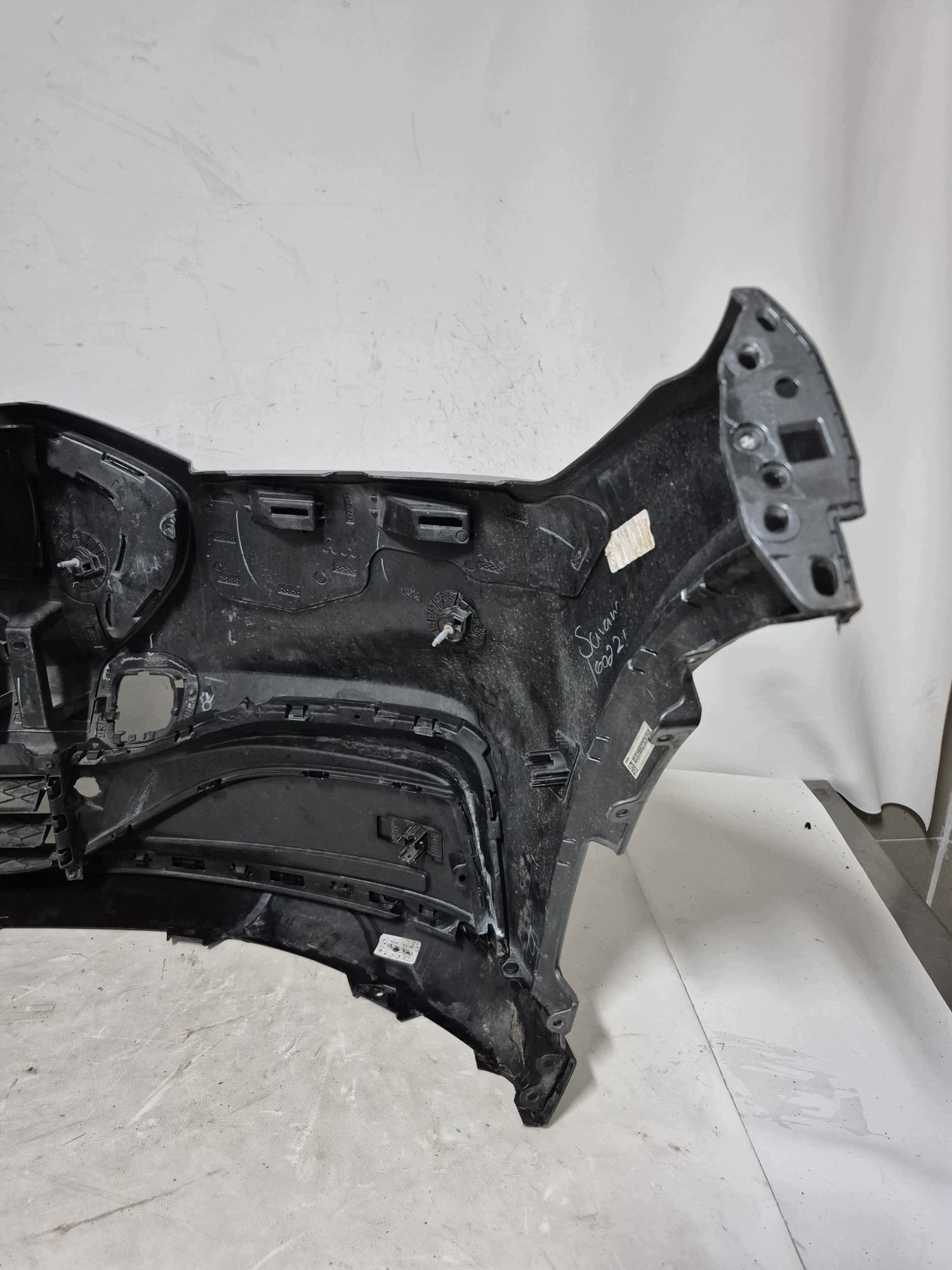 FORD MUSTANG MACH-E 20- bumper front front PDC