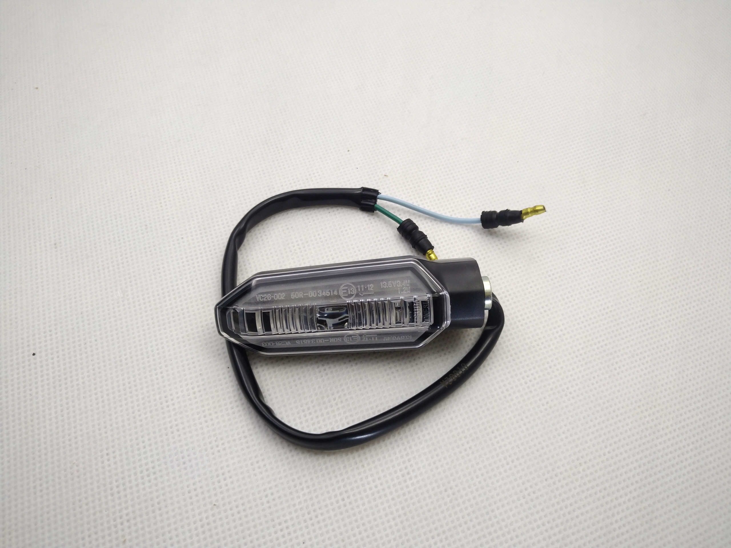 Honda Cb 125R CB125R smerovka pravá zadná Led nová originálna1