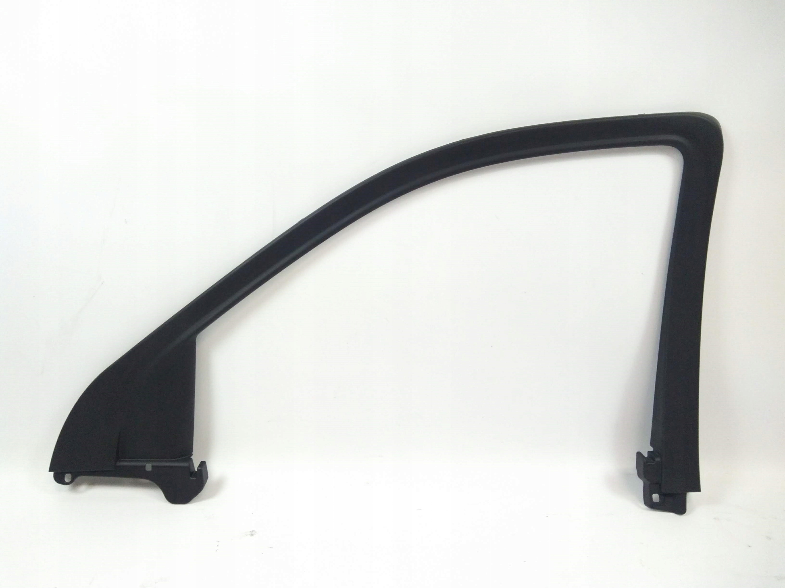 Chevrolet Silverado 1500 moulding gasket door right front 2019+