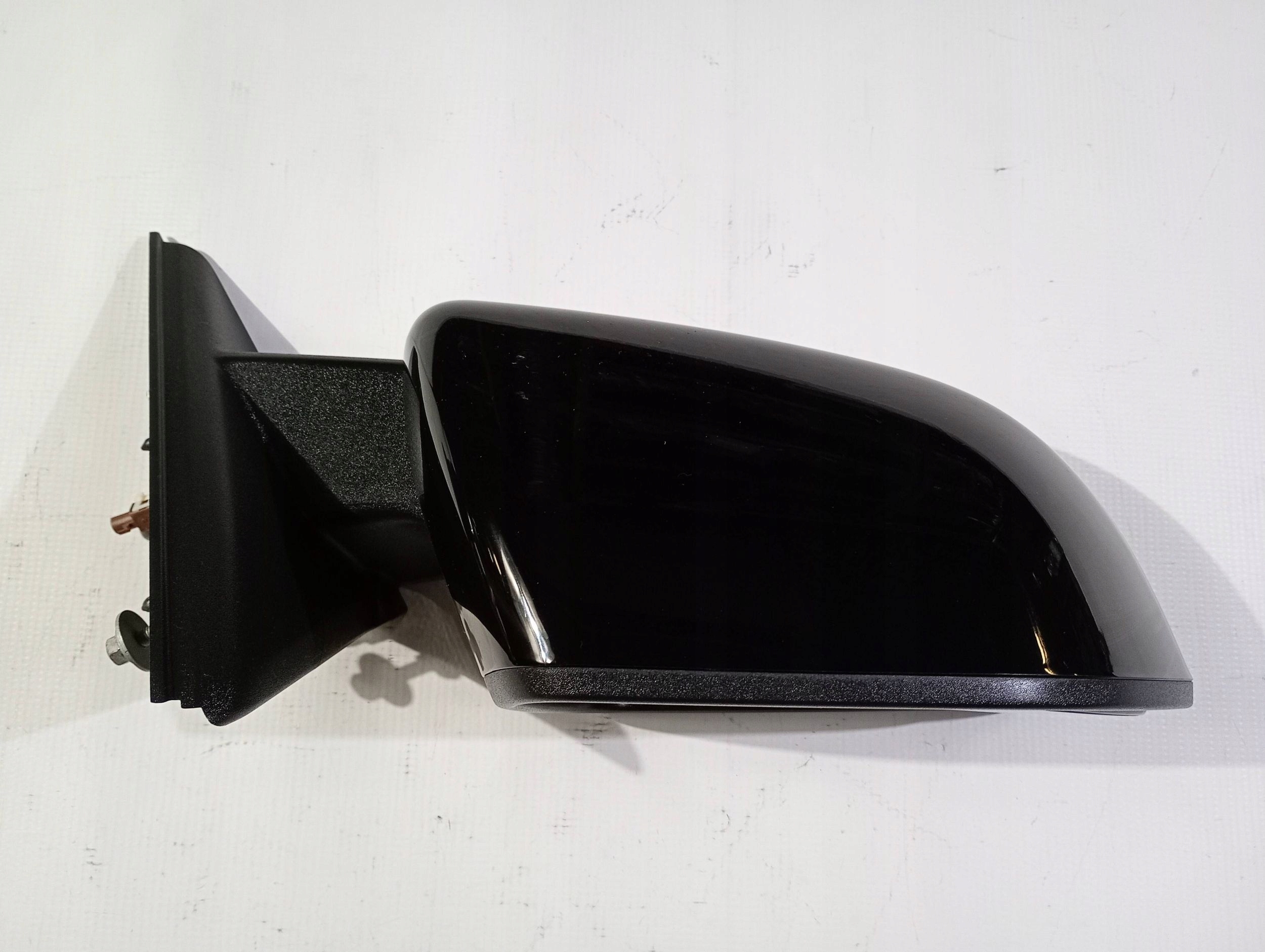 mirror electrics right blind spot kamera Ford Explorer VI 2020