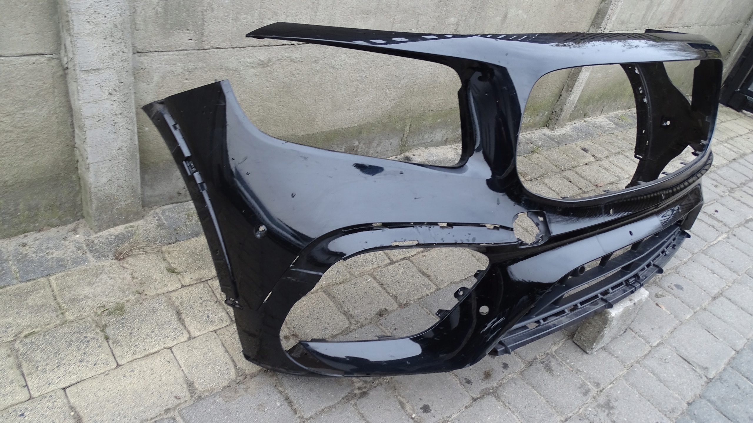 MERCEDES GLB AMG X247 - zderzak przedni Numer katalogowy części A2478859602