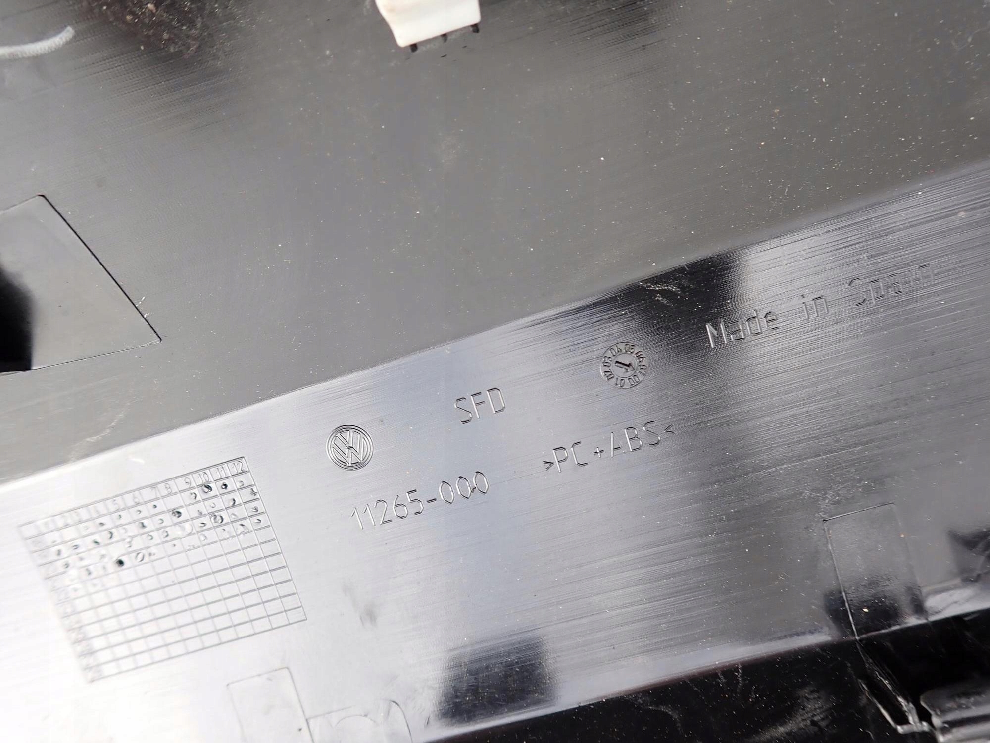 VW T-CROSS 18-> Moulage DEKOR du tableau de bord Console